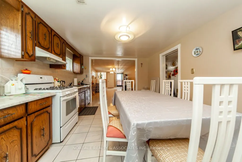 288 Hullmar Drive