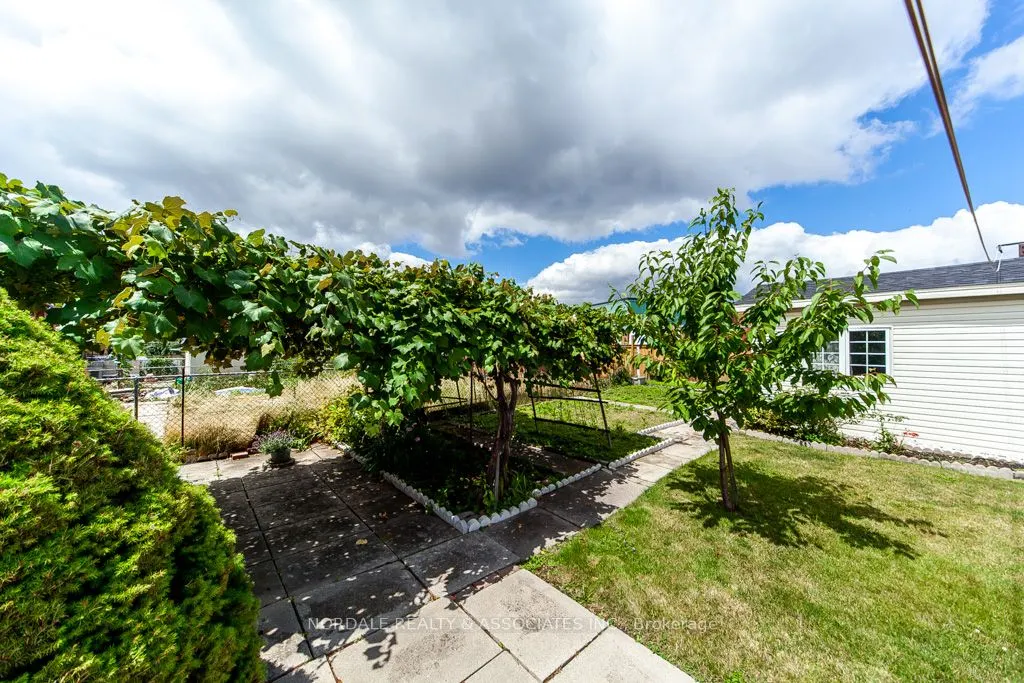 288 Hullmar Drive