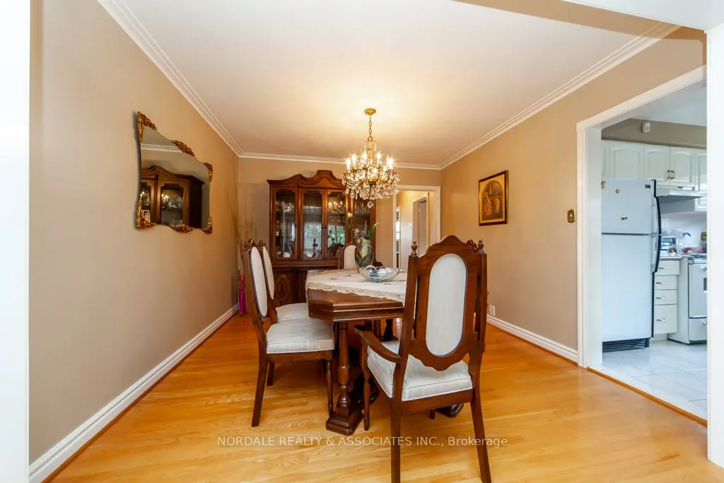 288 Hullmar Drive
