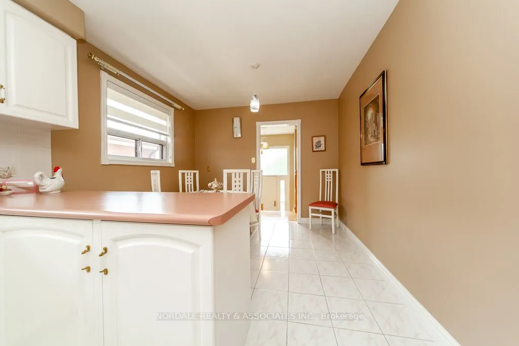 288 Hullmar Drive