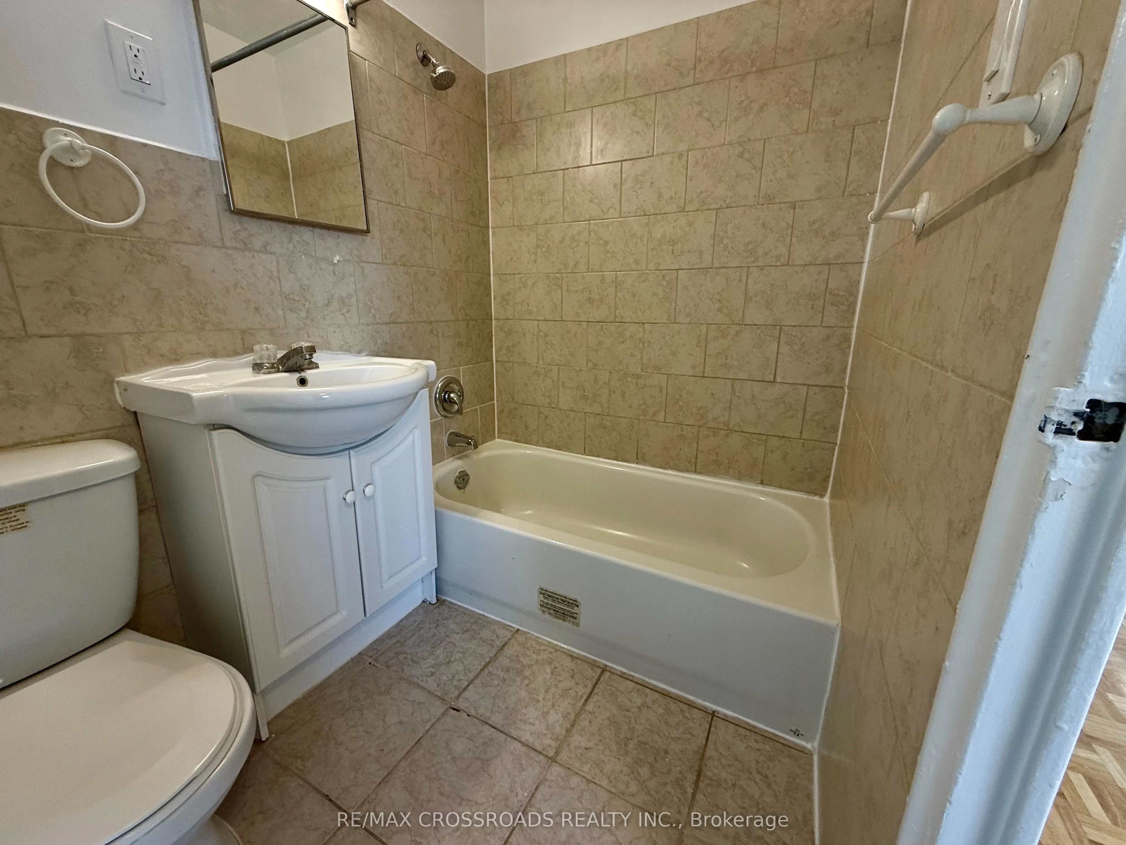 363 Lakeshore Road E, #701
