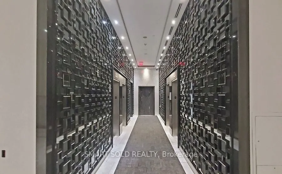 90 Park Lawn Road, #2608