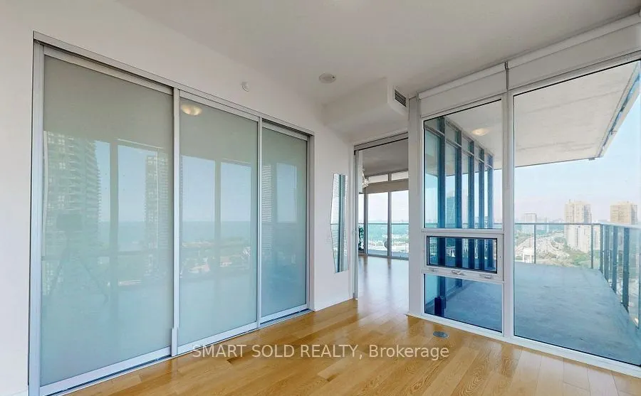 90 Park Lawn Road, #2608