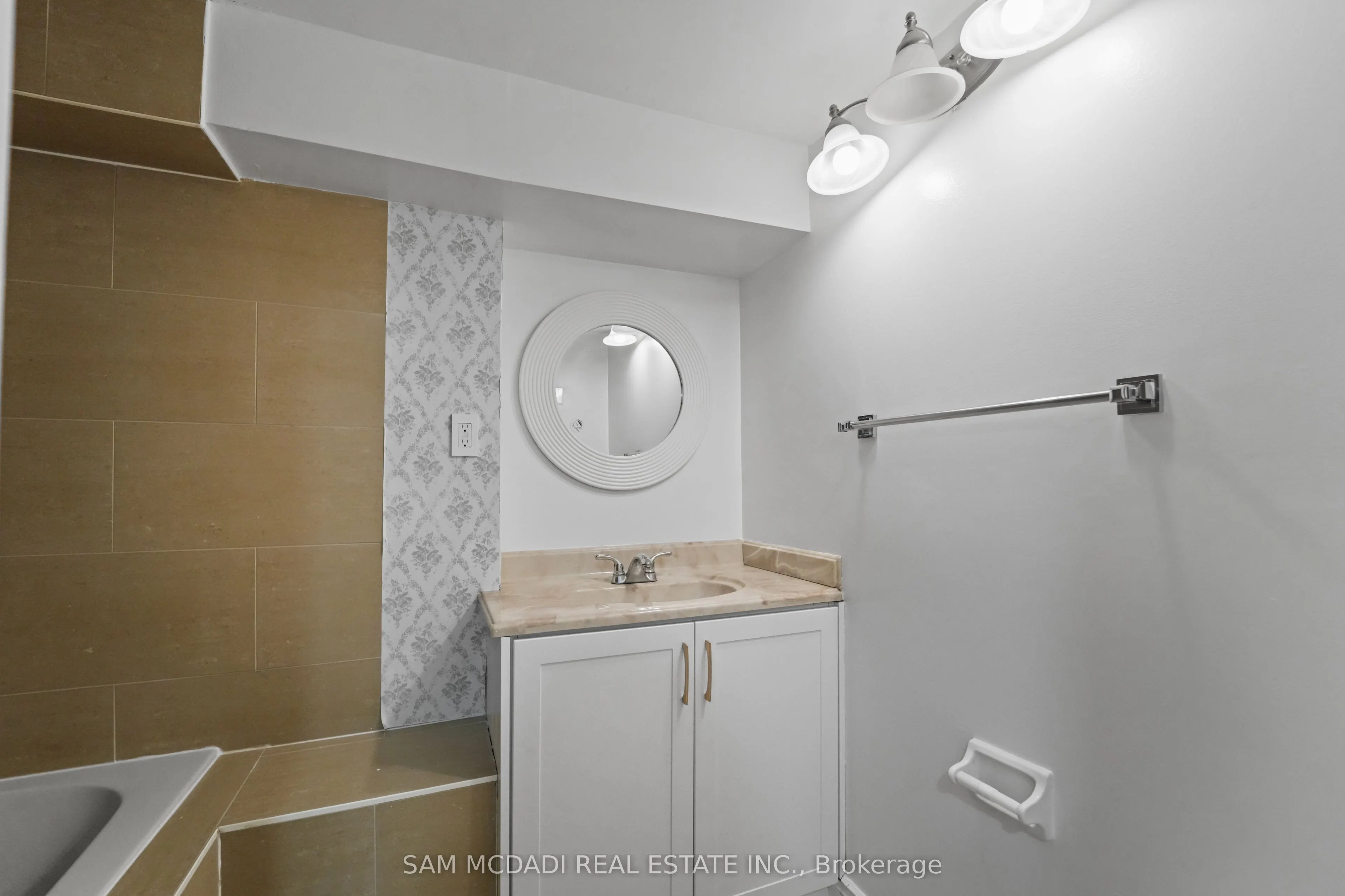 1409 Lefkas Court