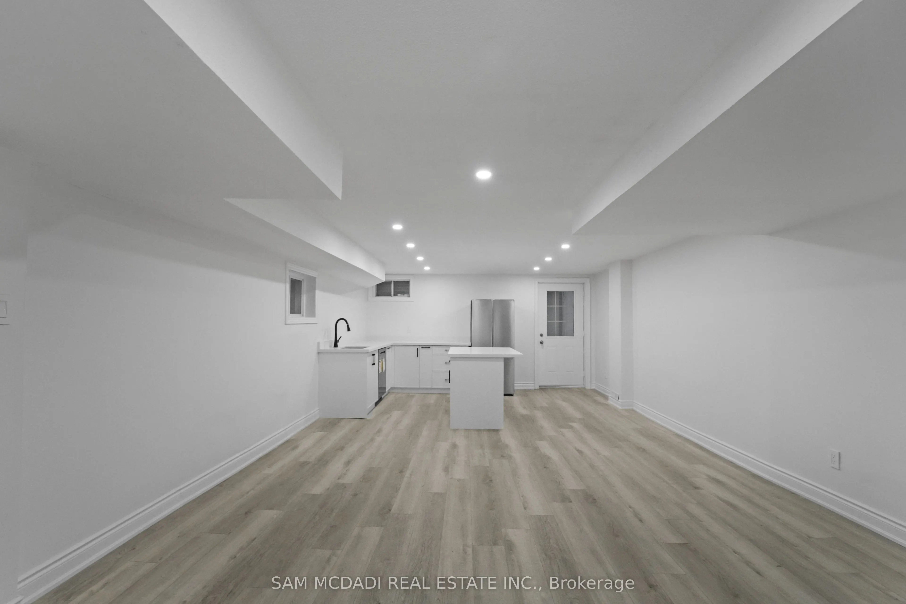 1409 Lefkas Court