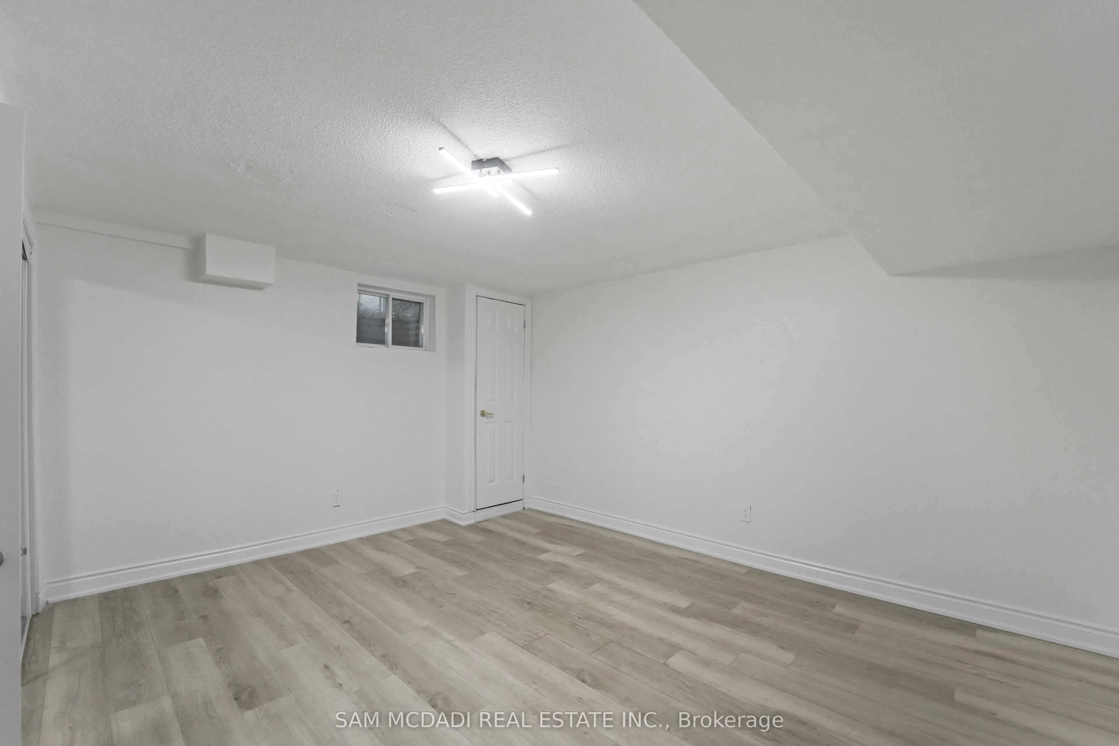 1409 Lefkas Court