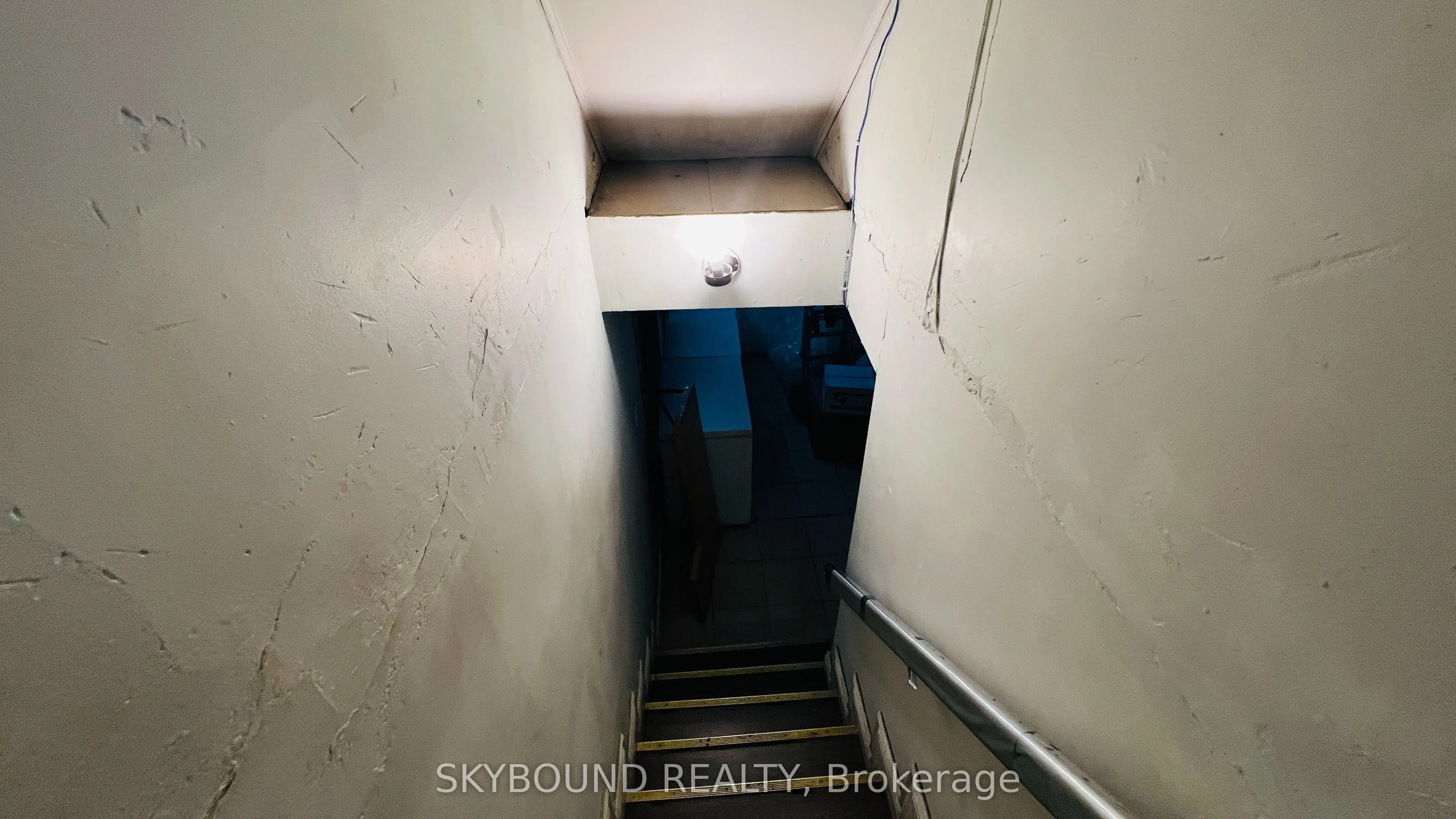 1772 St Clair Avenue W, #1