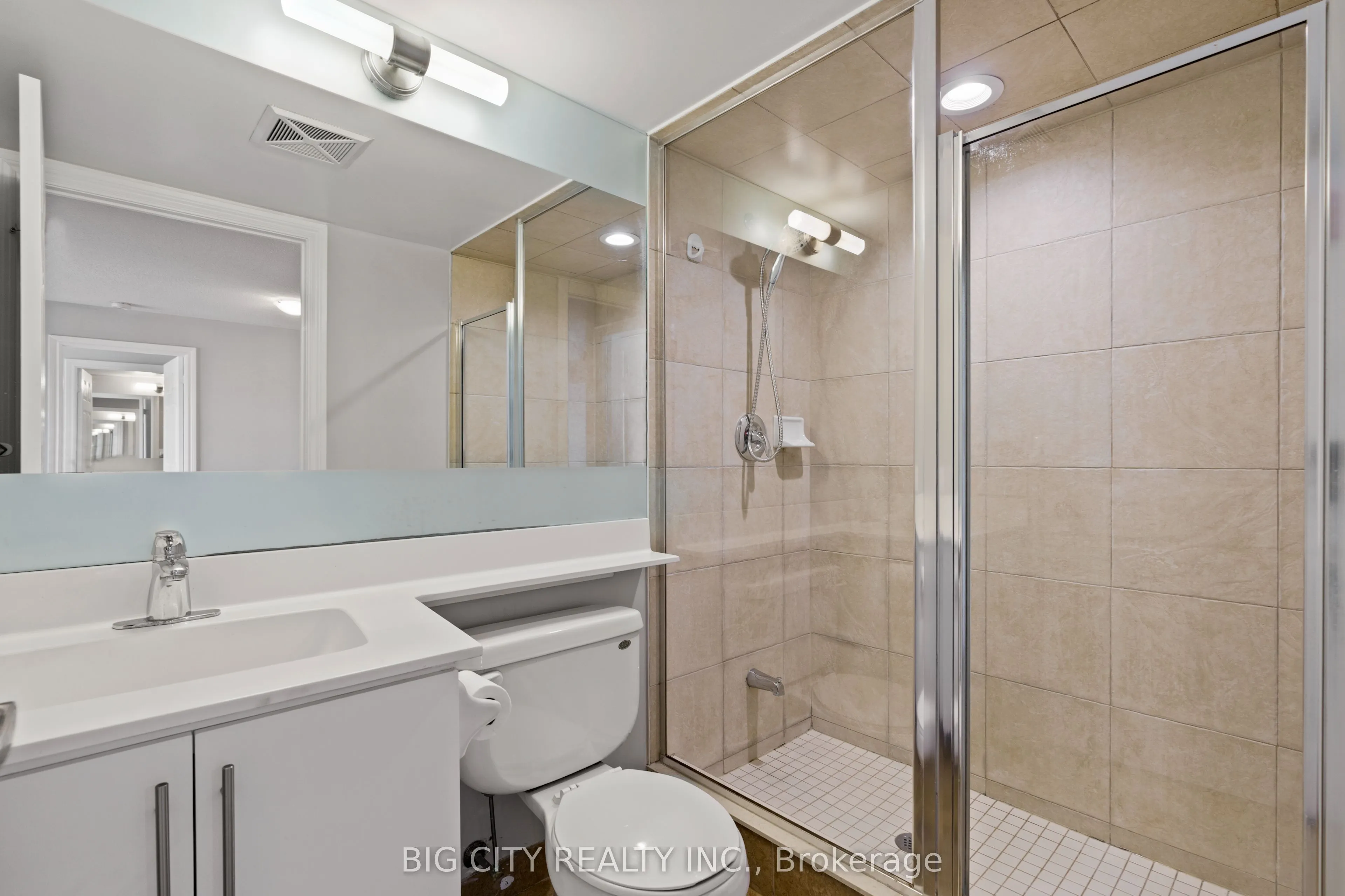 310 Burnhamthorpe Road W, #2701