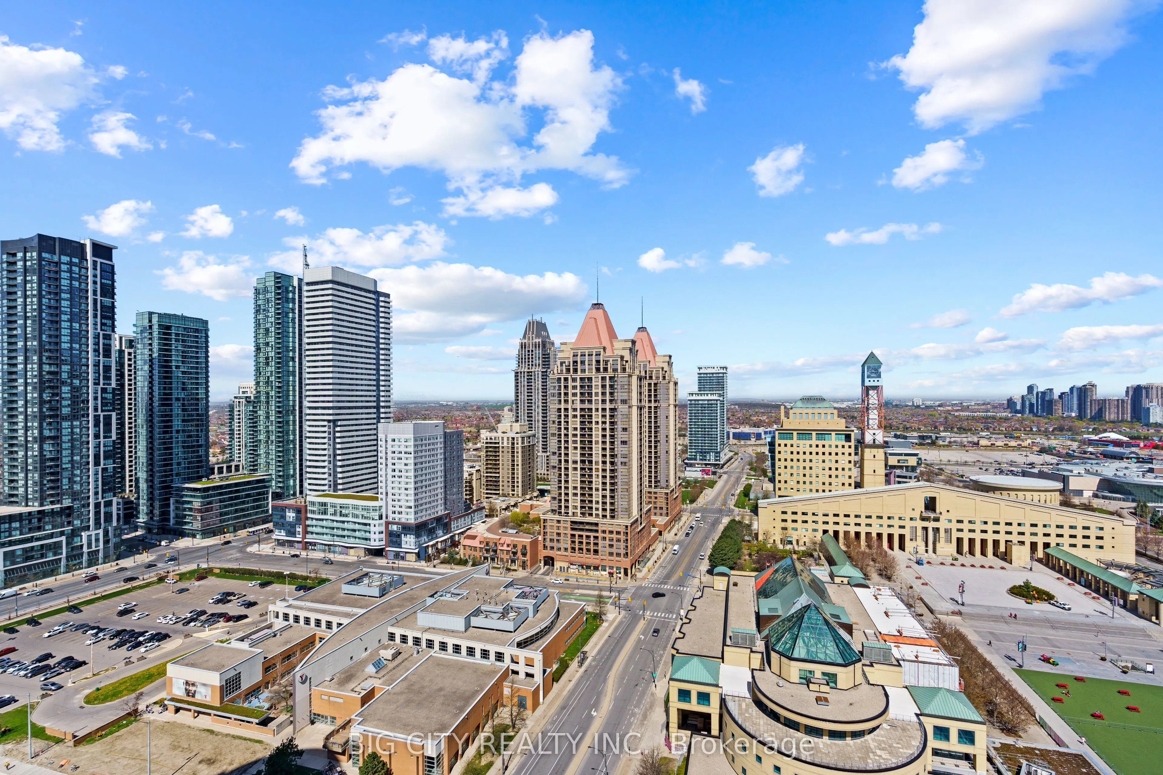 310 Burnhamthorpe Road W, #2701