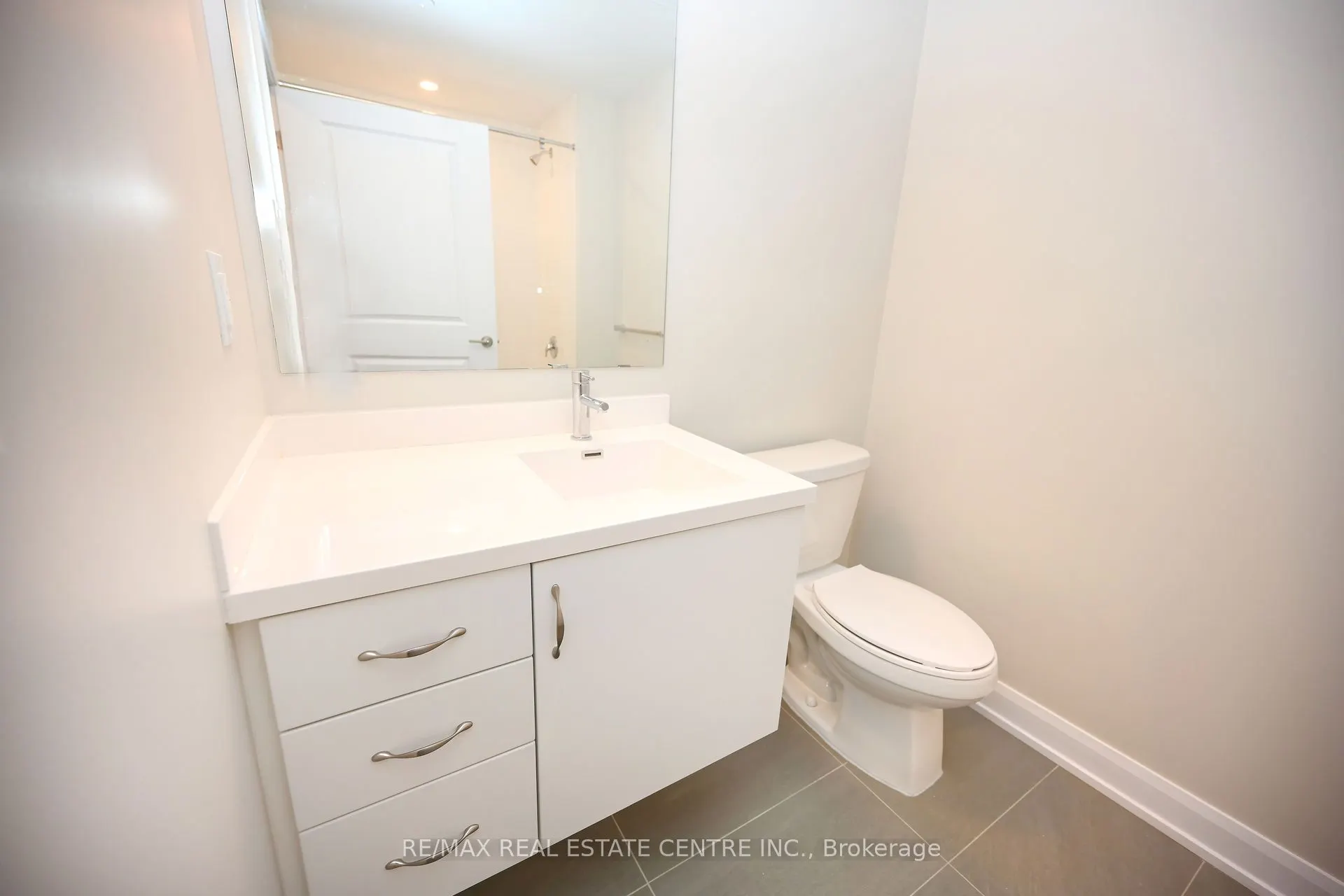 3200 William Coltson Avenue, #1207