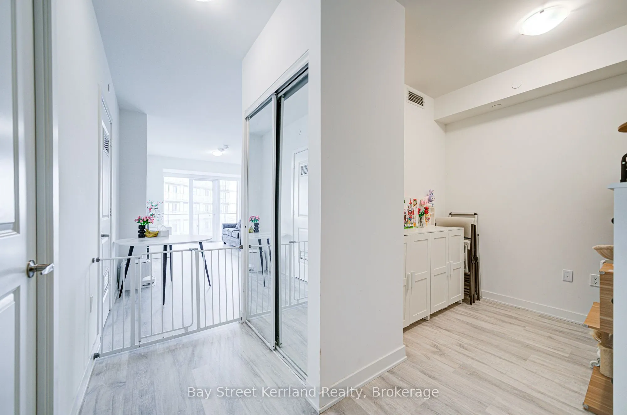 4675 Metcalfe Avenue, #1206