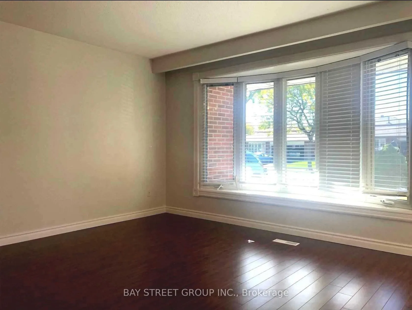 641 Eaglemount Crescent, #Upper