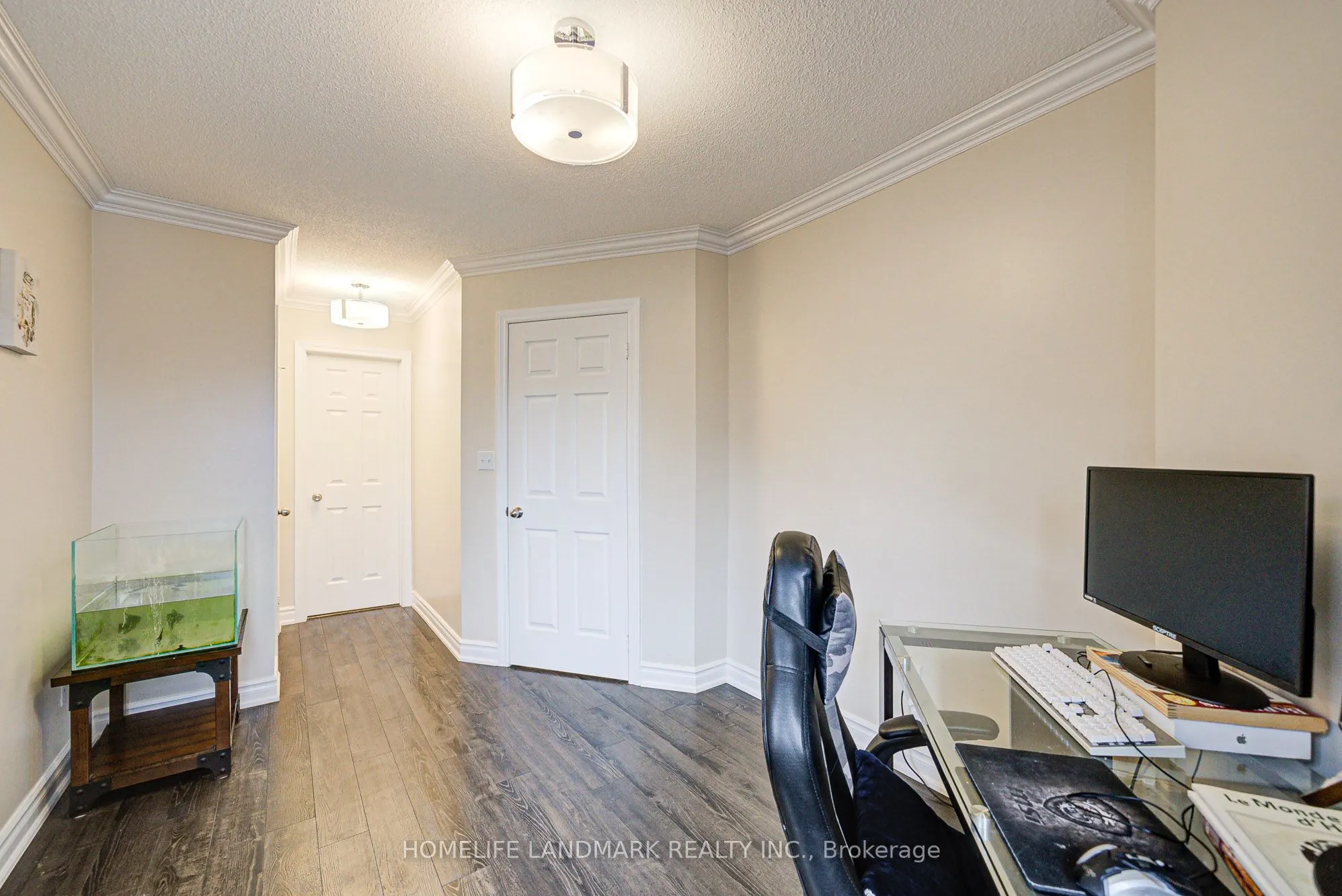 1141 Foxglove Place