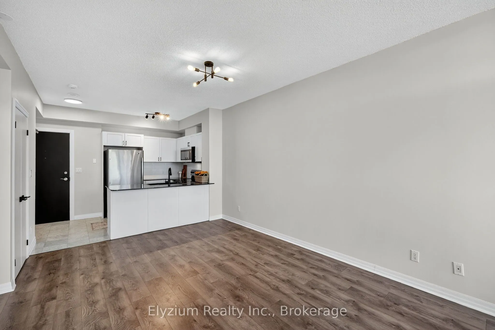 1359 Rathburn Road E, #1504