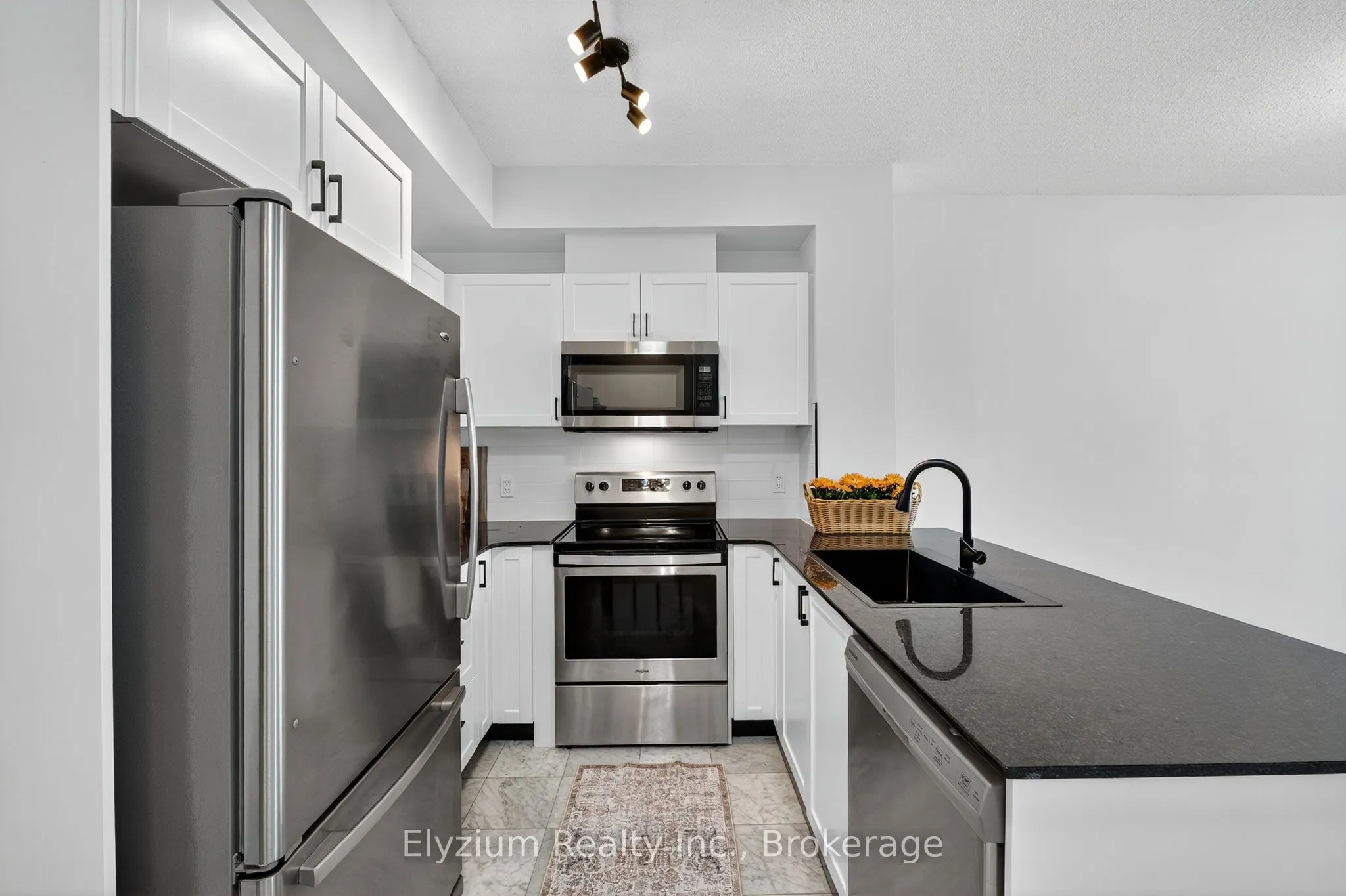 1359 Rathburn Road E, #1504