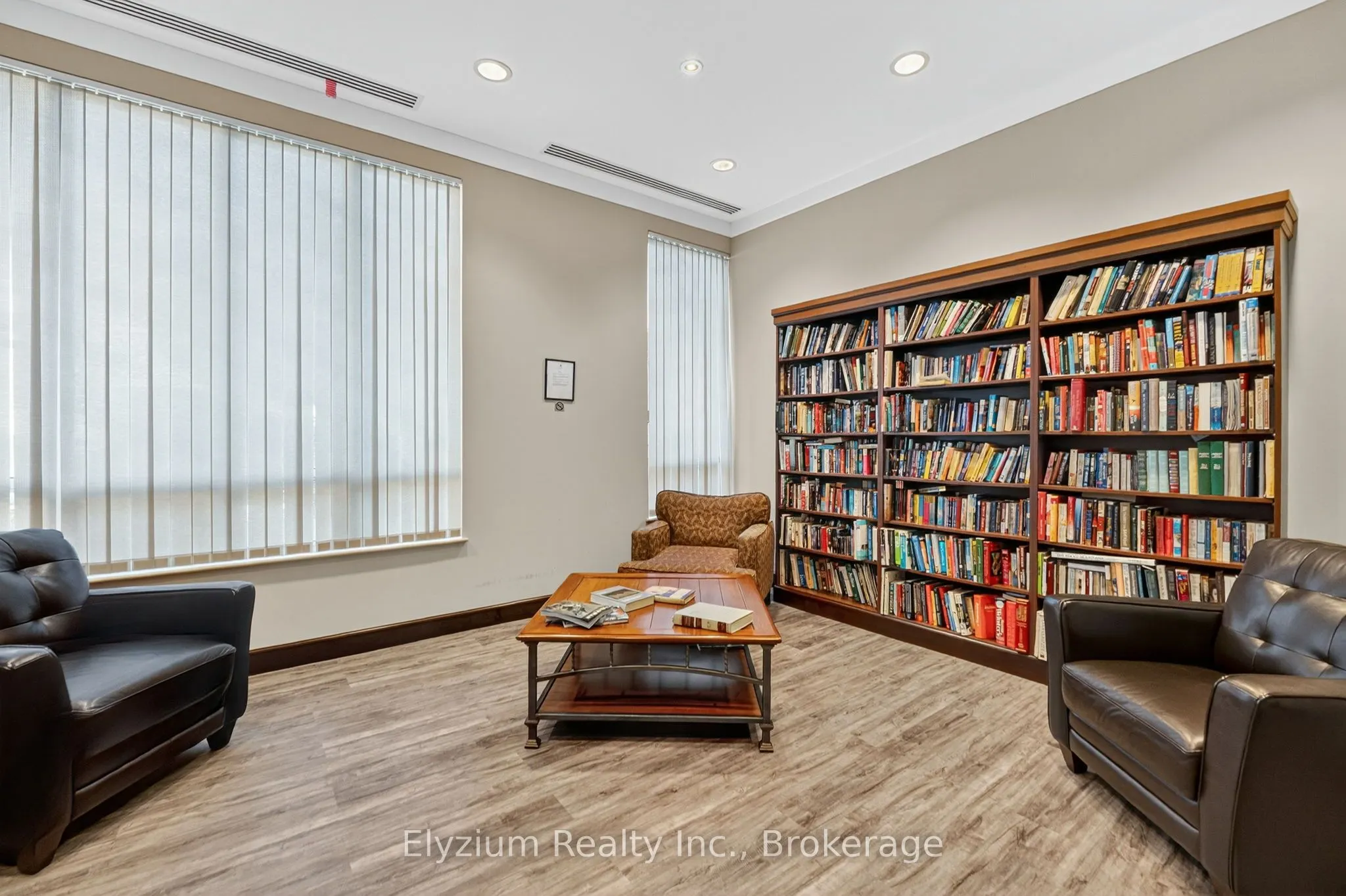 1359 Rathburn Road E, #1504