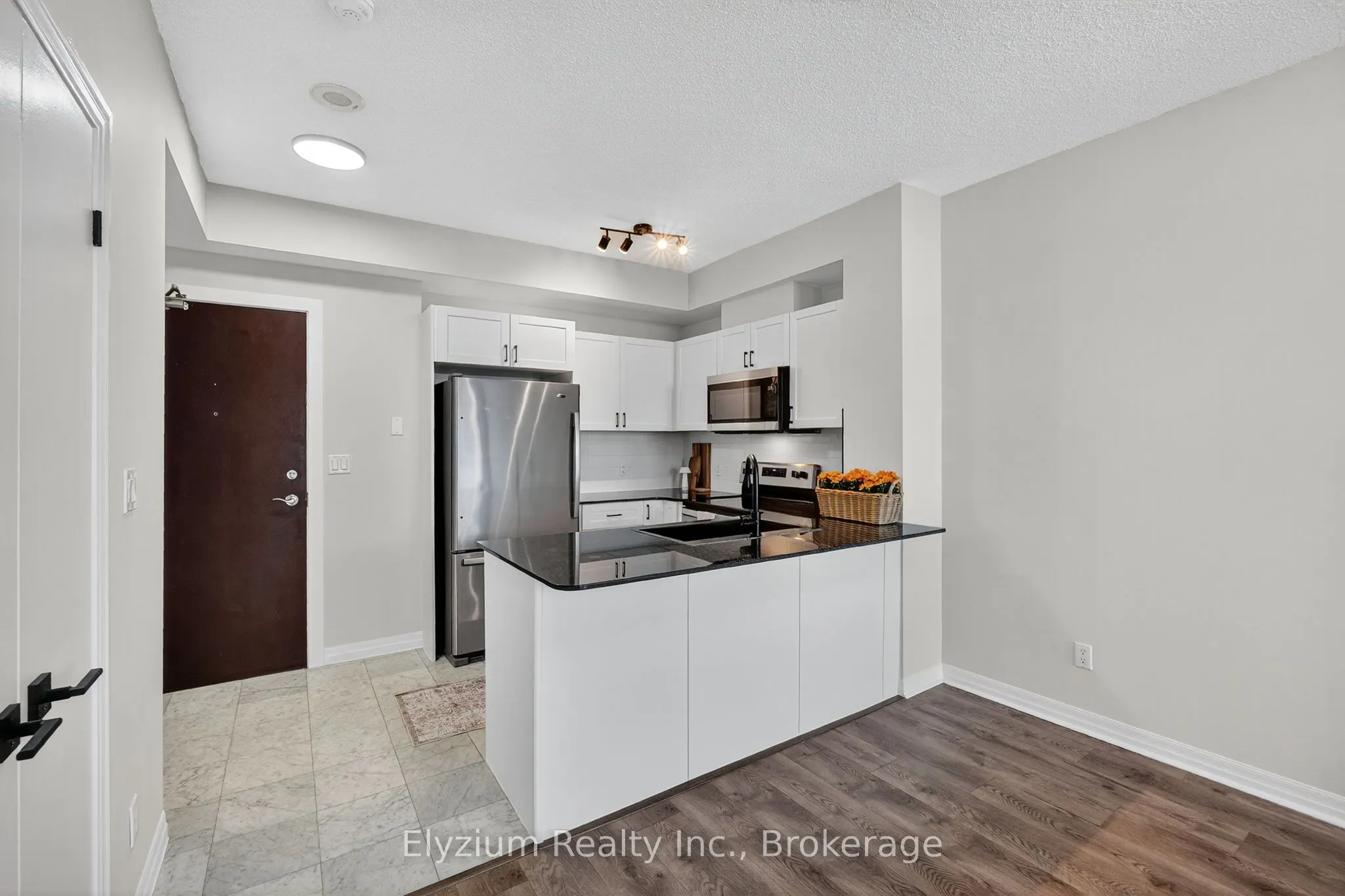1359 Rathburn Road E, #1504