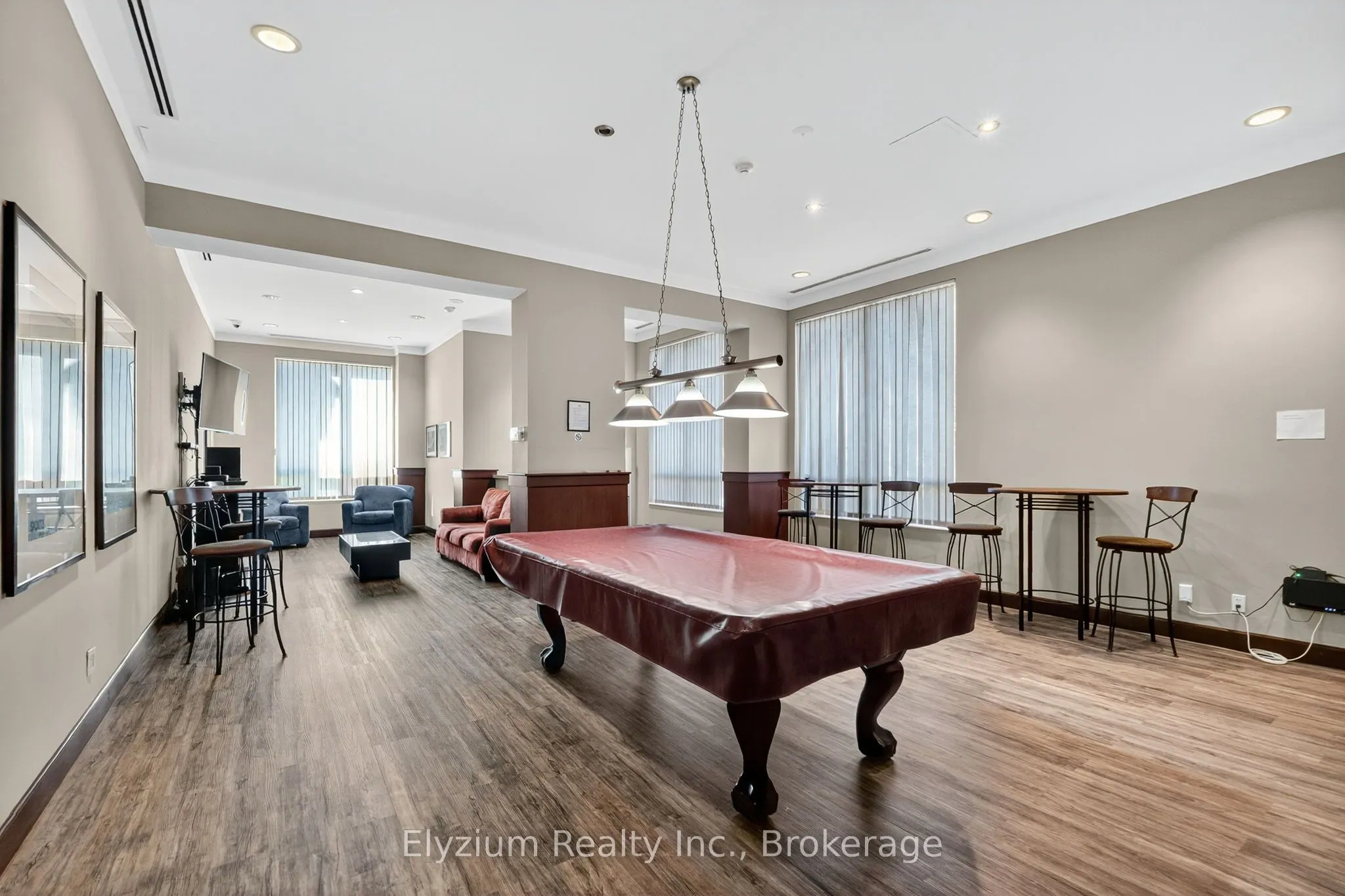 1359 Rathburn Road E, #1504