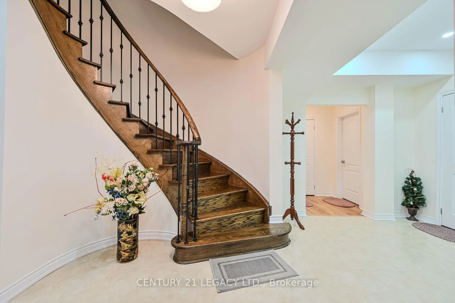 34 Cannington Crescent