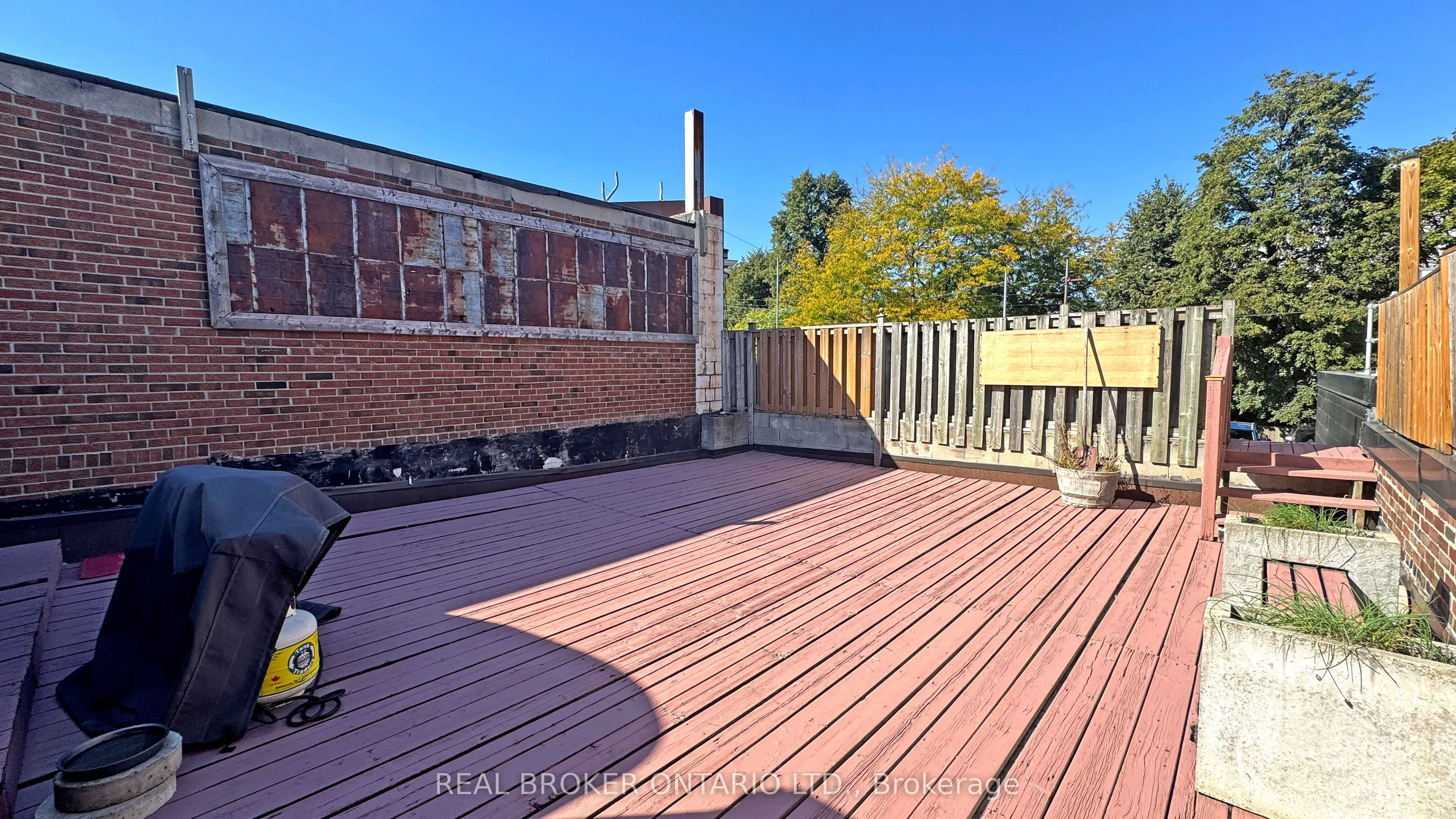 1016 Bloor Street W, #Upper