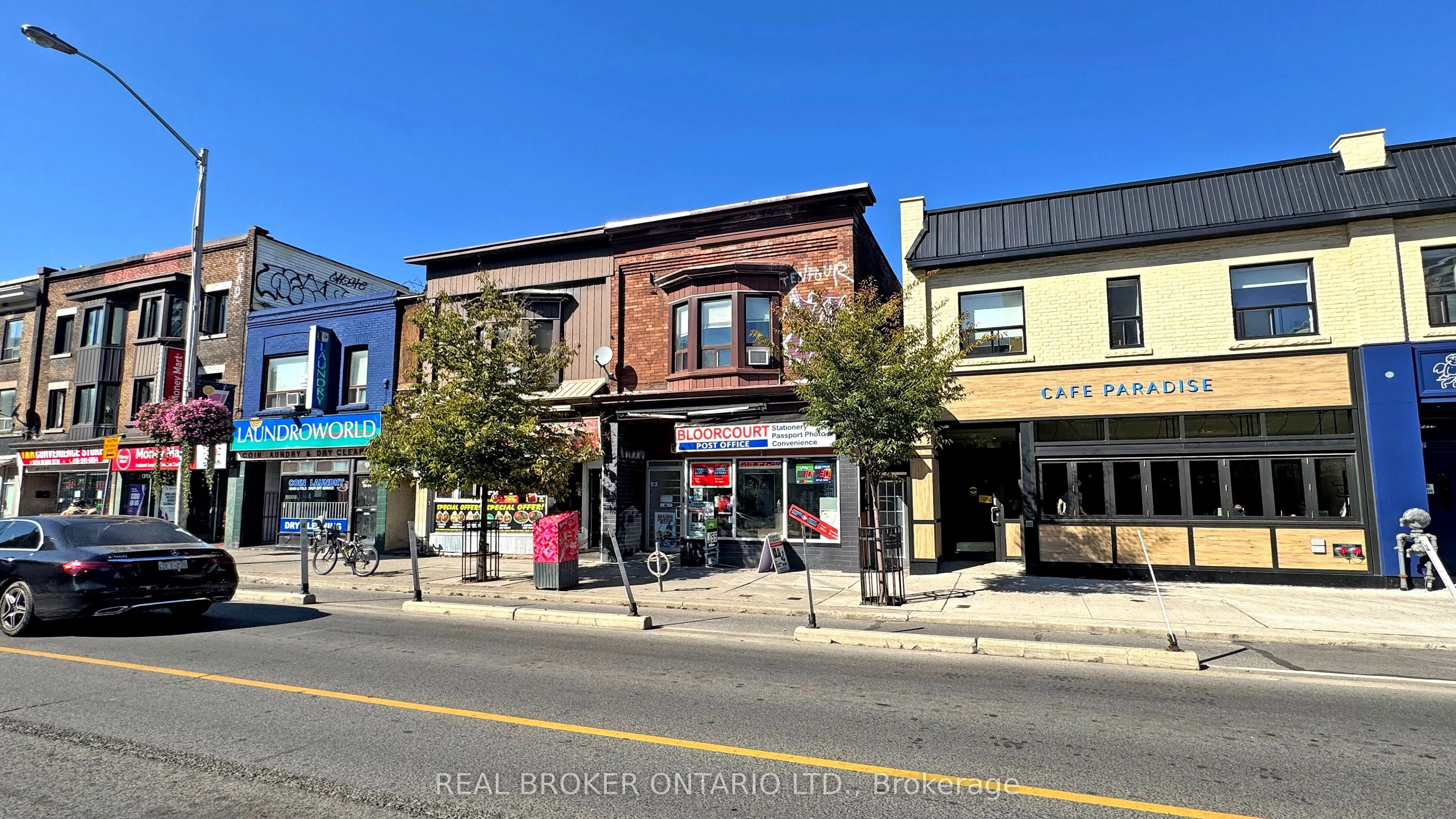 1016 Bloor Street W, #Upper