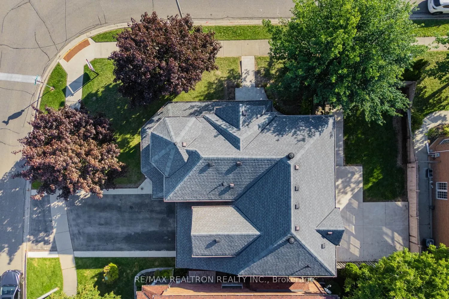 52 Brock Drive