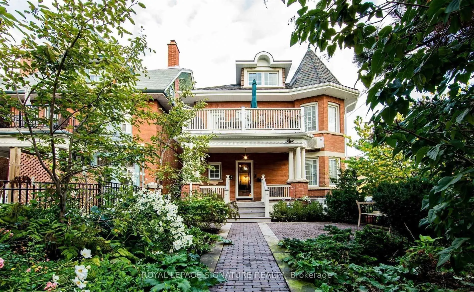 1 Maynard Avenue, #2