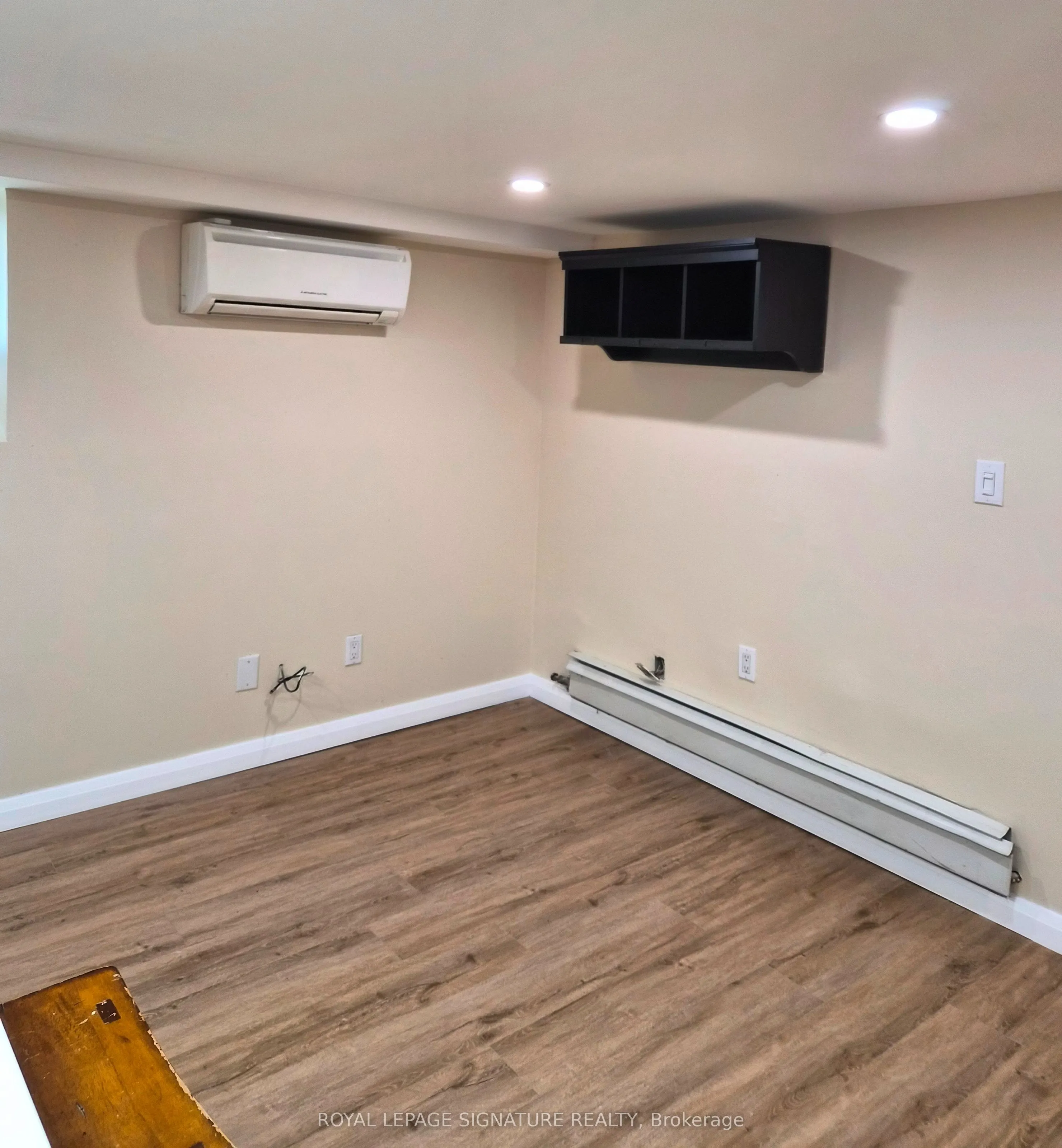1 Maynard Avenue, #2