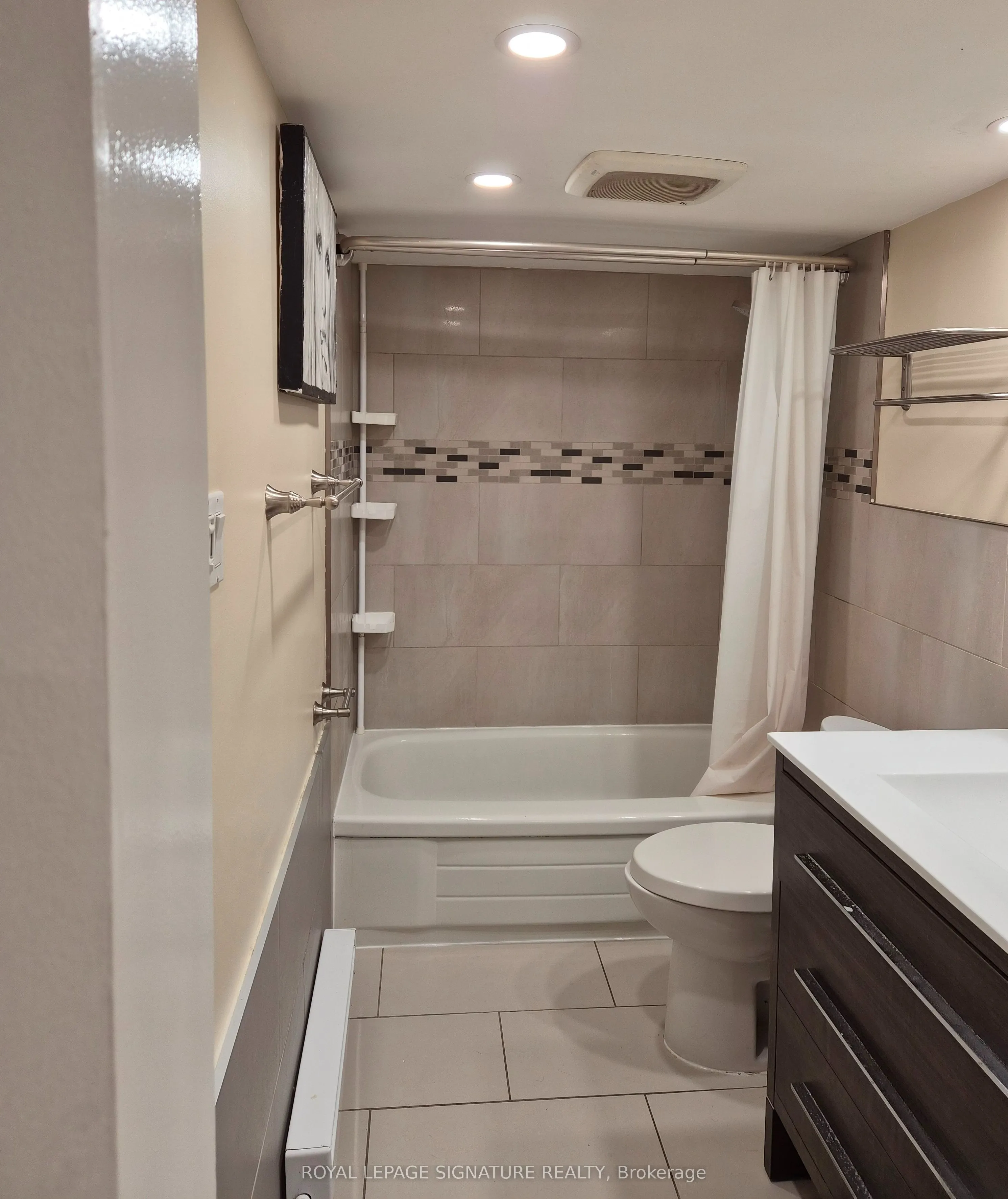 1 Maynard Avenue, #2