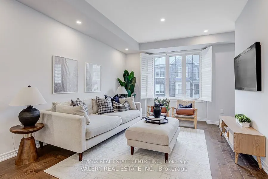 389 Hardwick common Drive