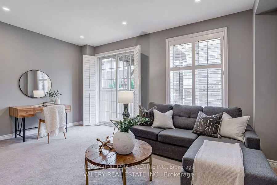 389 Hardwick common Drive