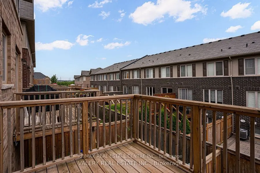 389 Hardwick common Drive