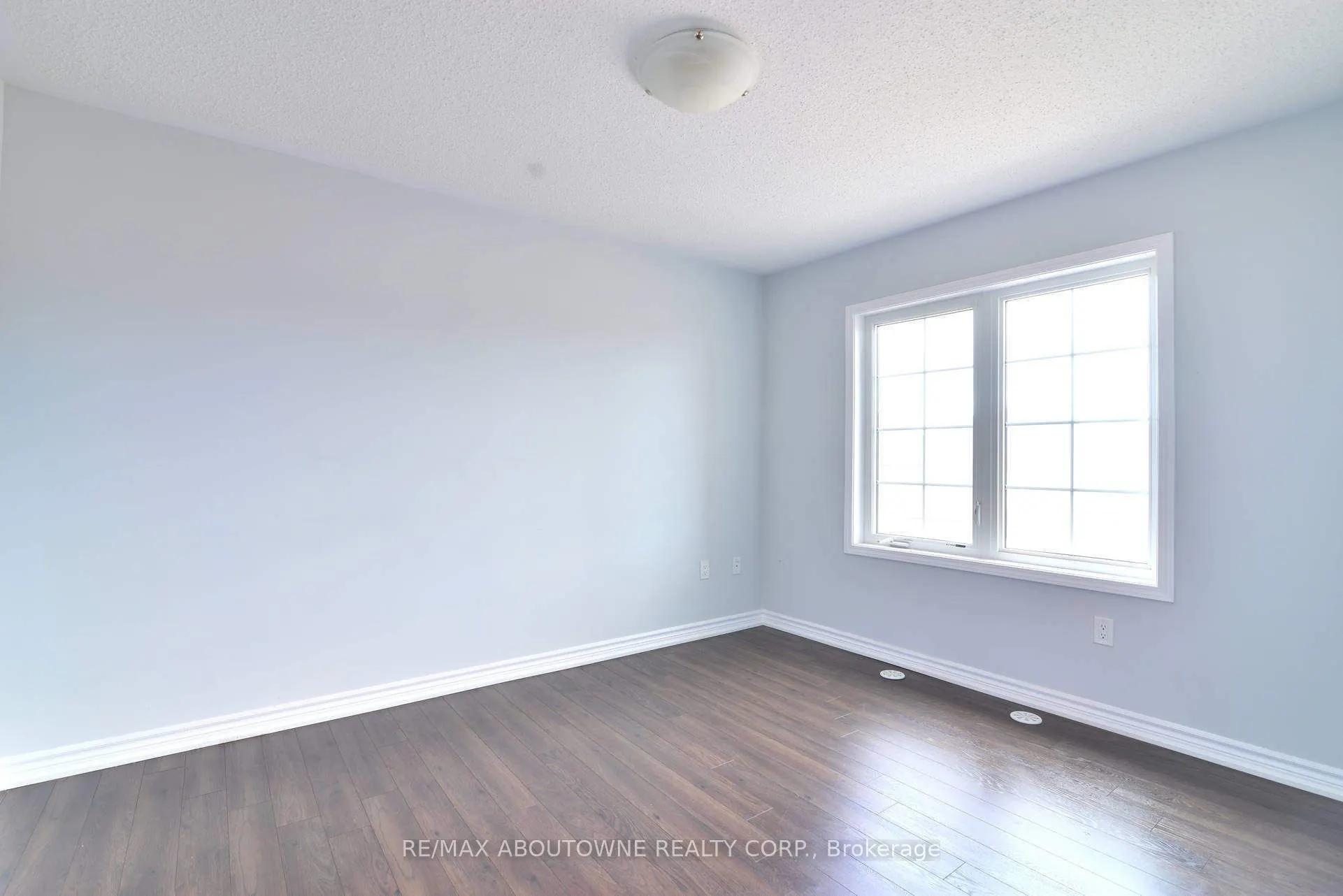 3062 Gardenia Gate