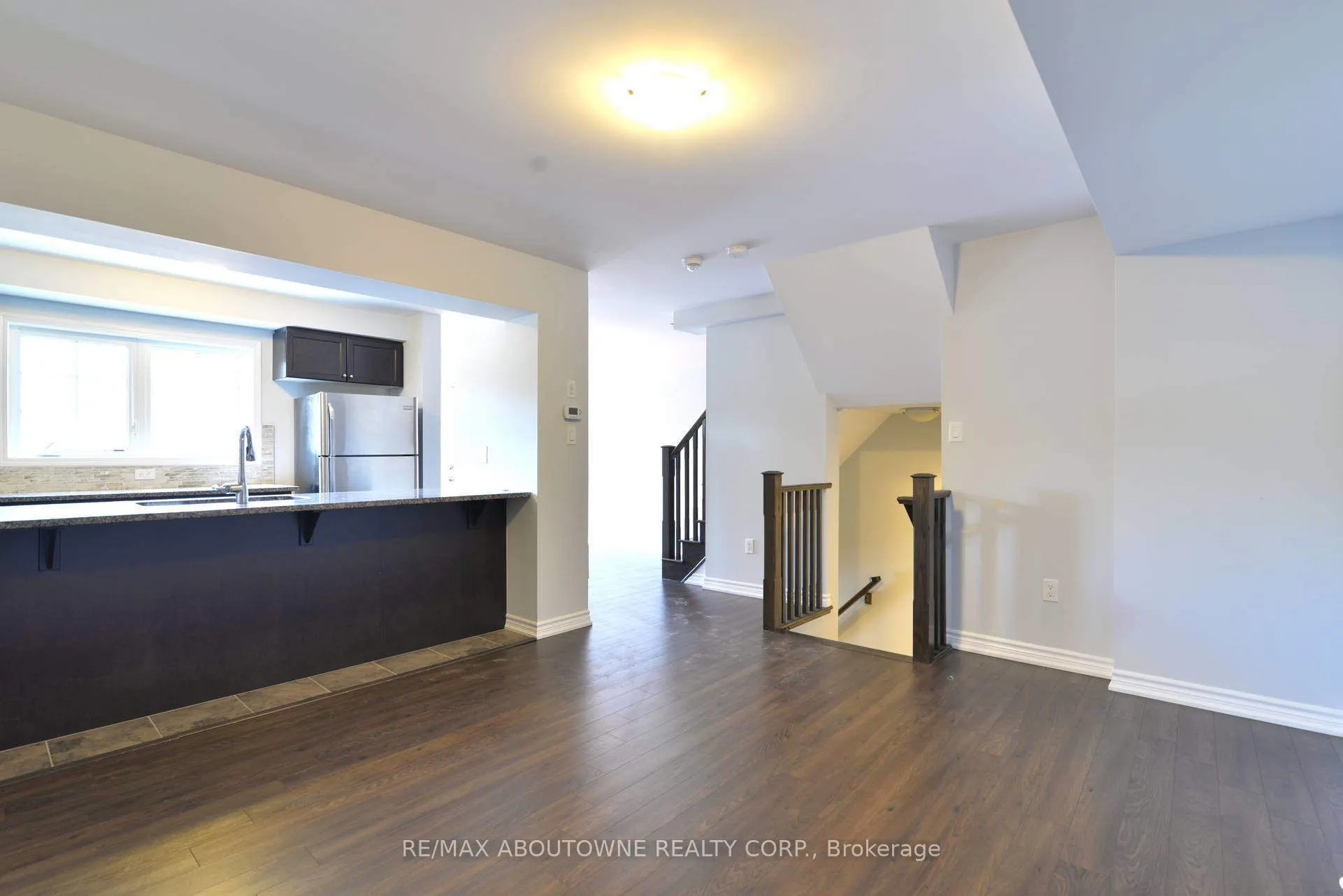 3062 Gardenia Gate