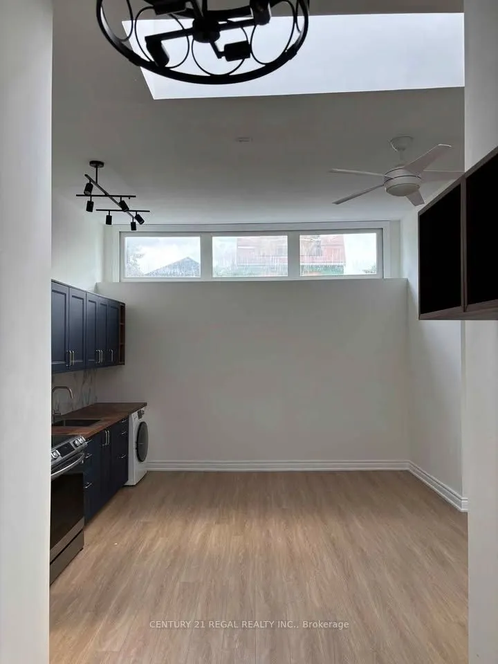 187 Fern Avenue, ##5