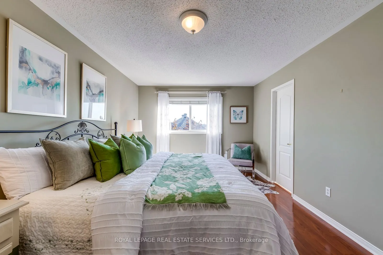 3662 Jorie Crescent