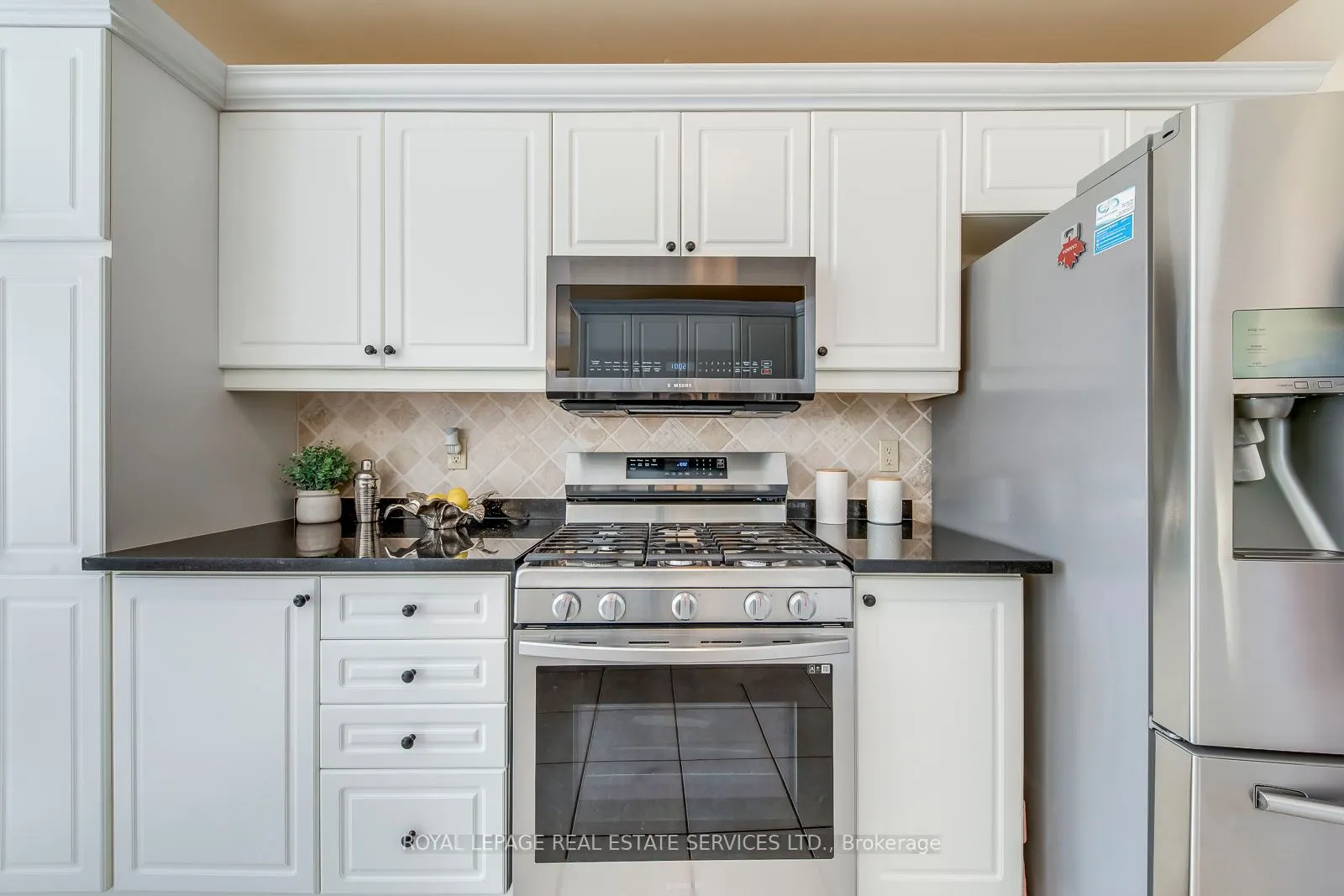 3662 Jorie Crescent