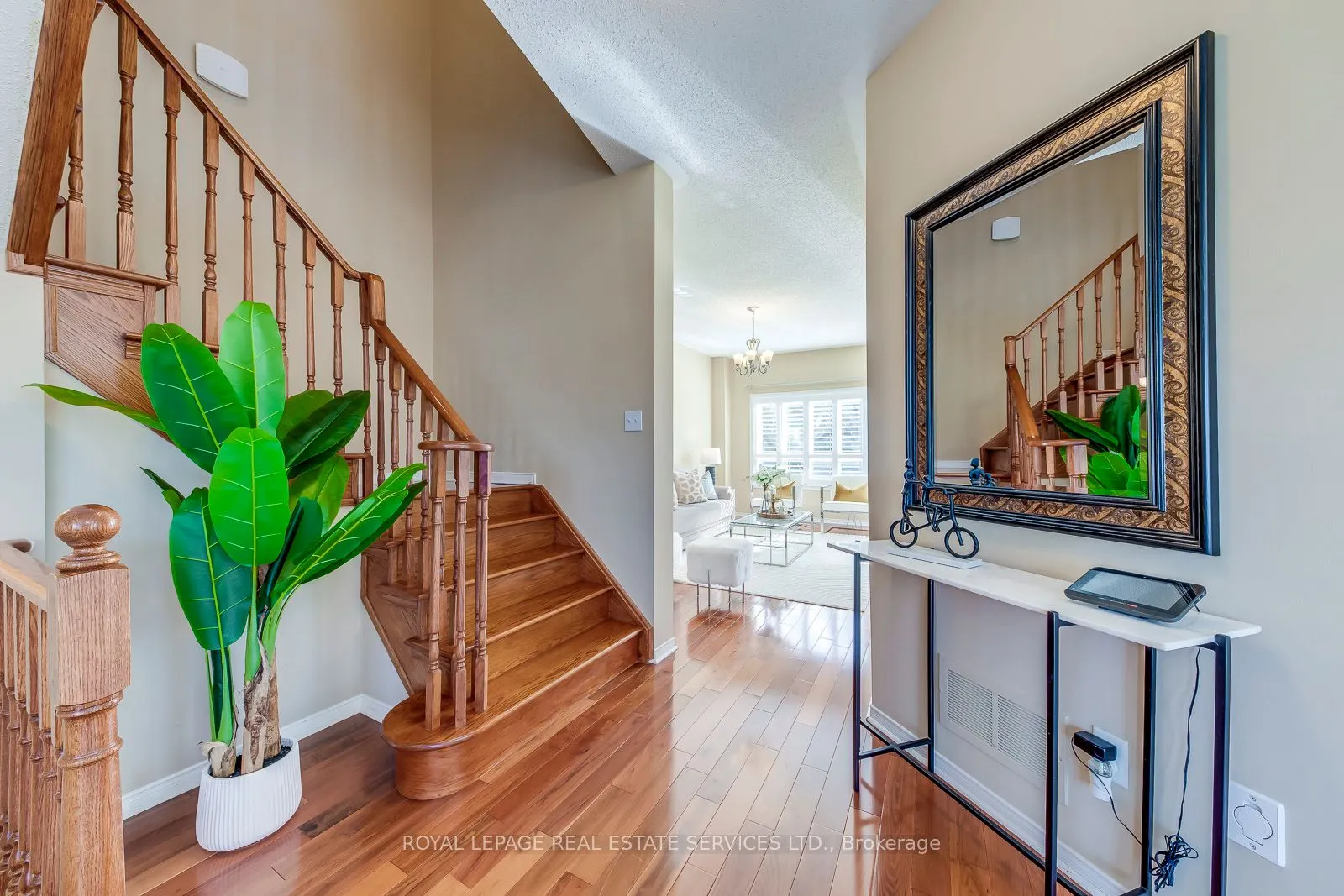 3662 Jorie Crescent