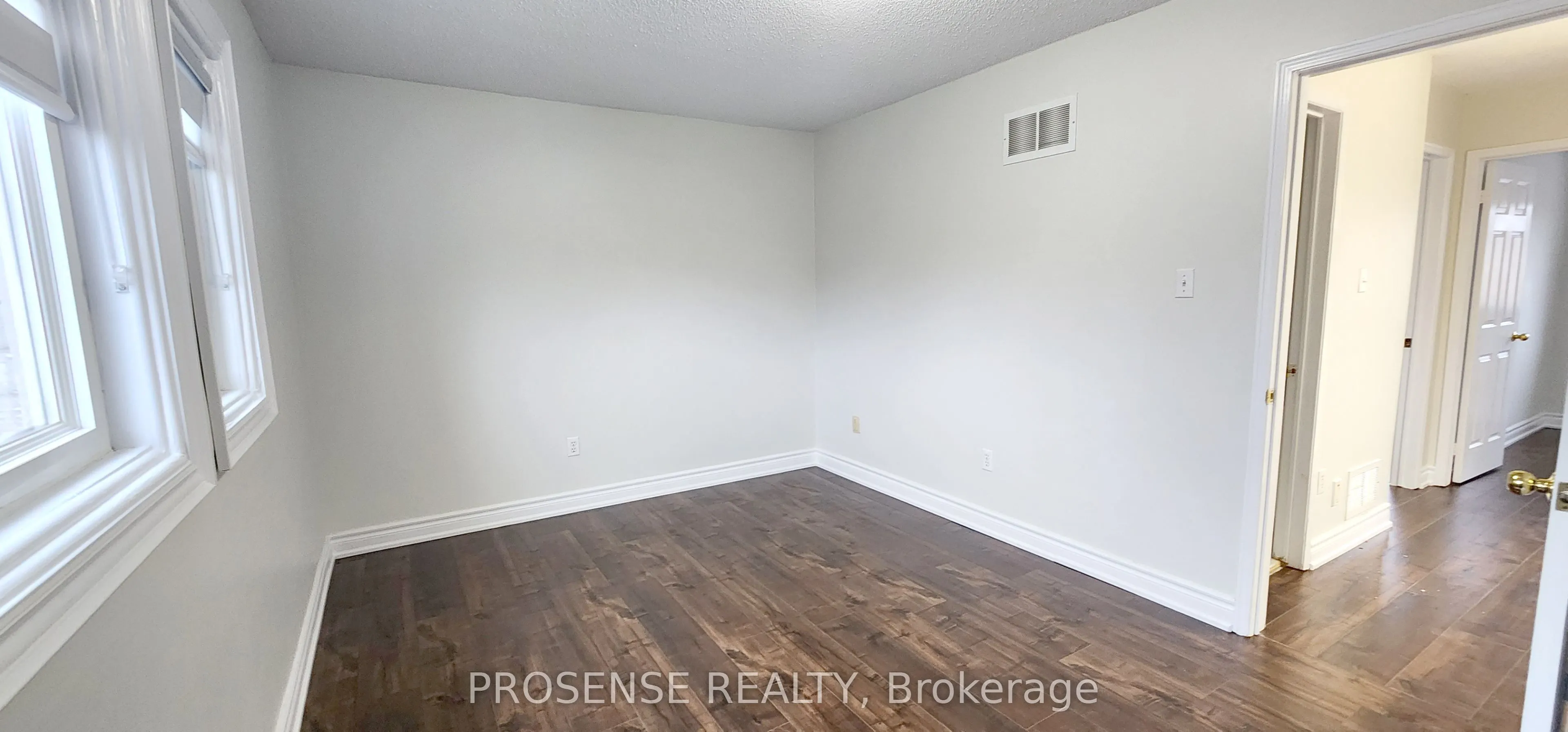 44 Carrie Crescent E