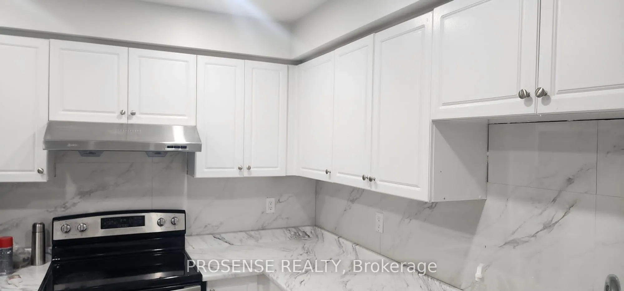 44 Carrie Crescent E