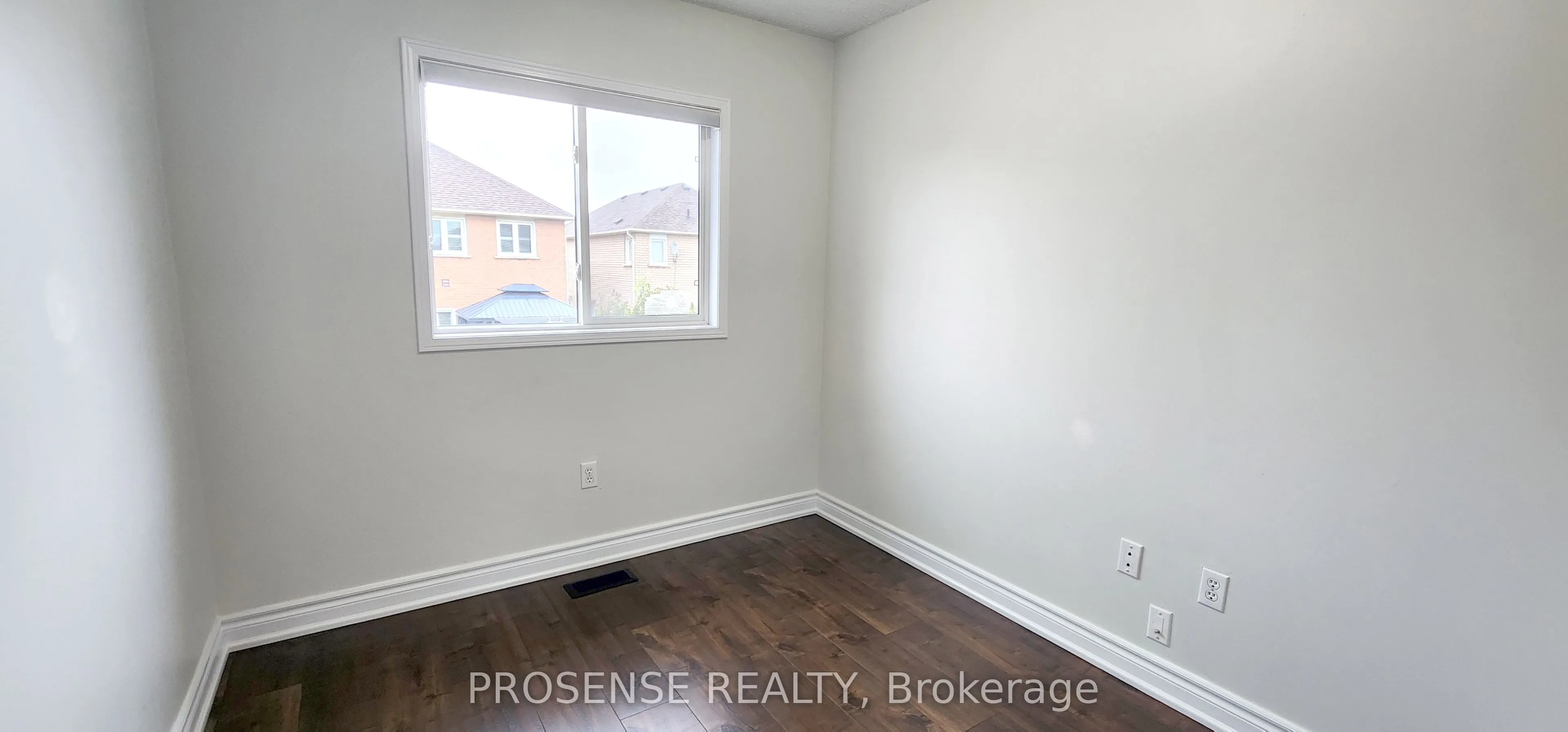 44 Carrie Crescent E