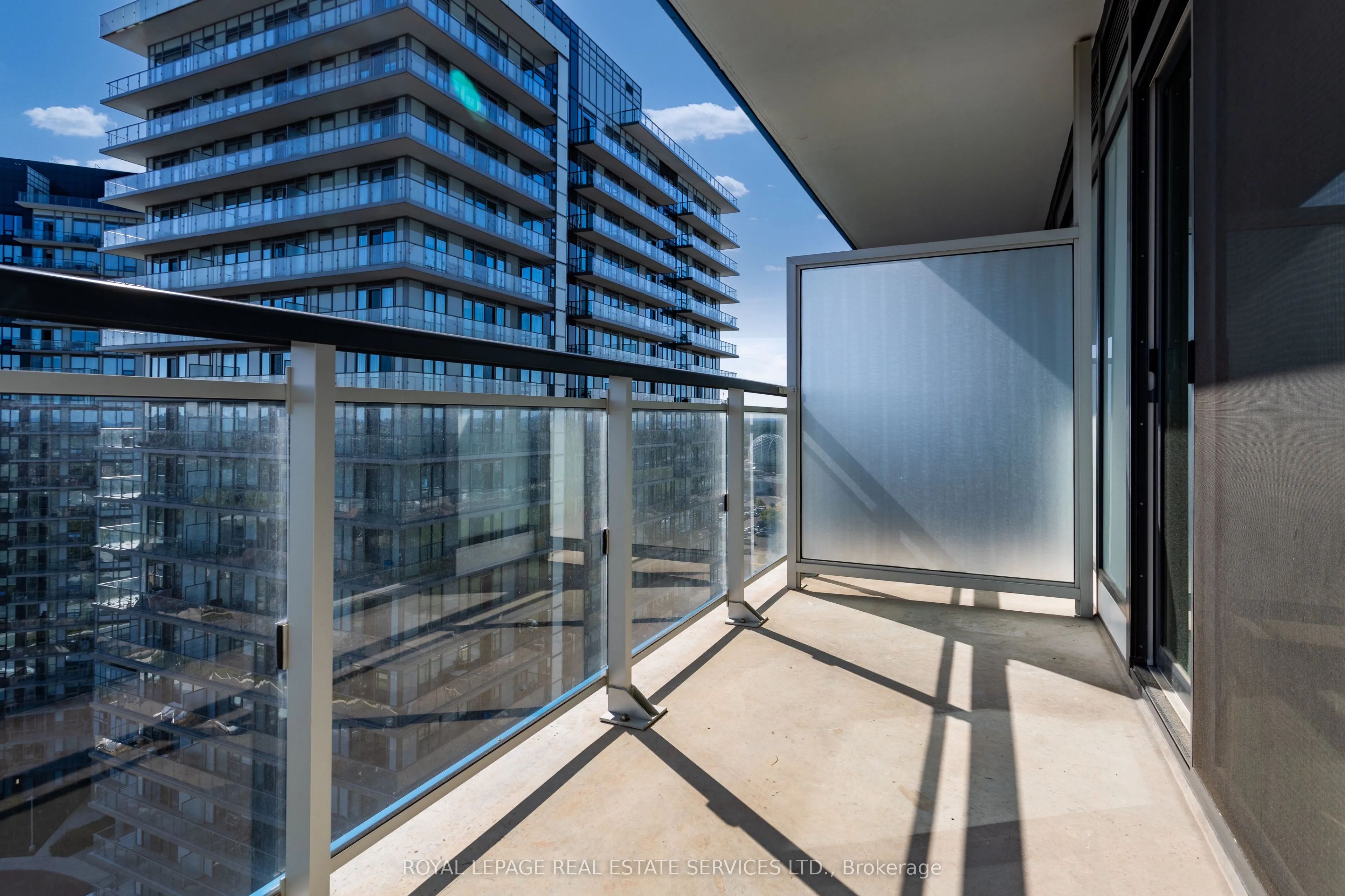 2560 Eglinton Avenue W, #1507