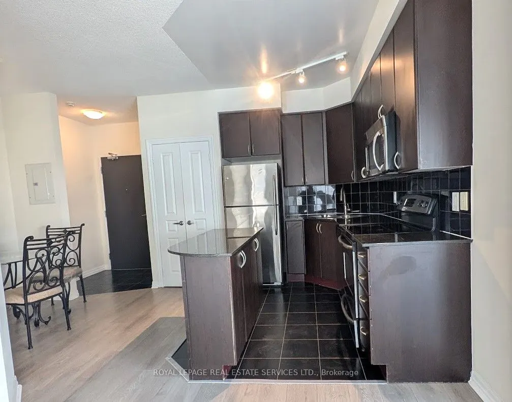 225 Webb Drive, #1008