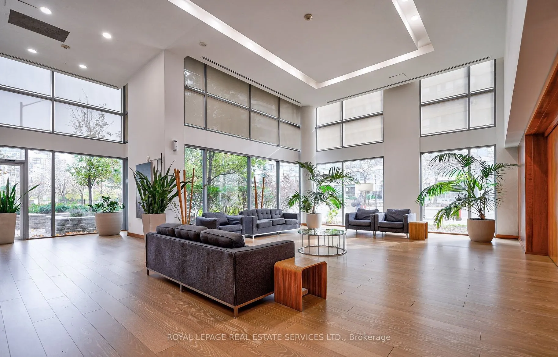 225 Webb Drive, #1008