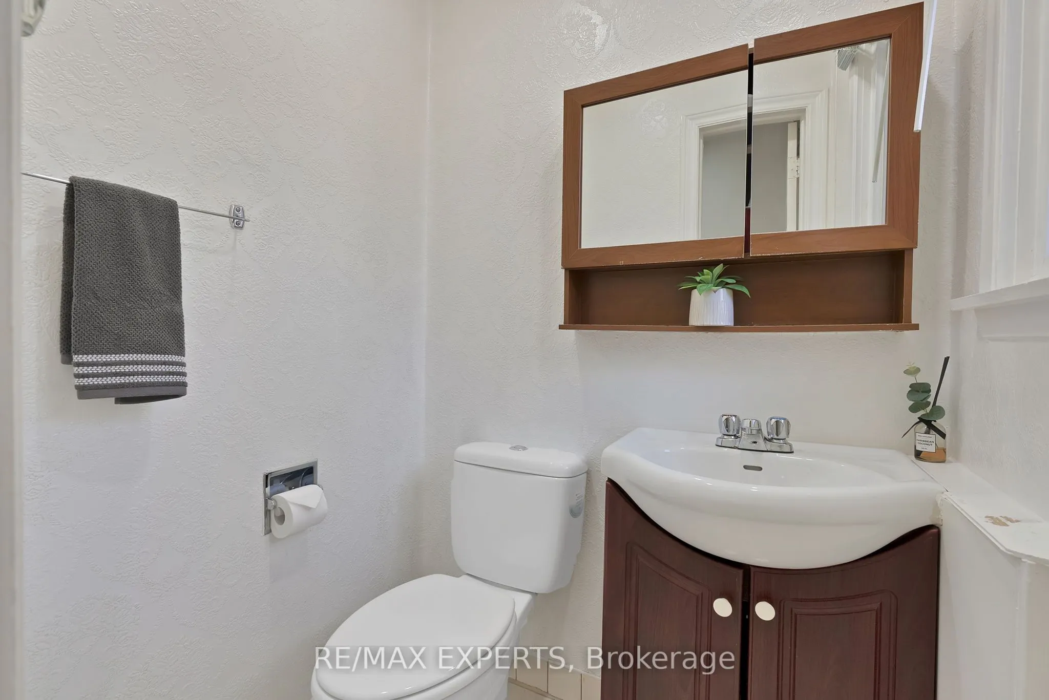 56 San Marino Way, #12