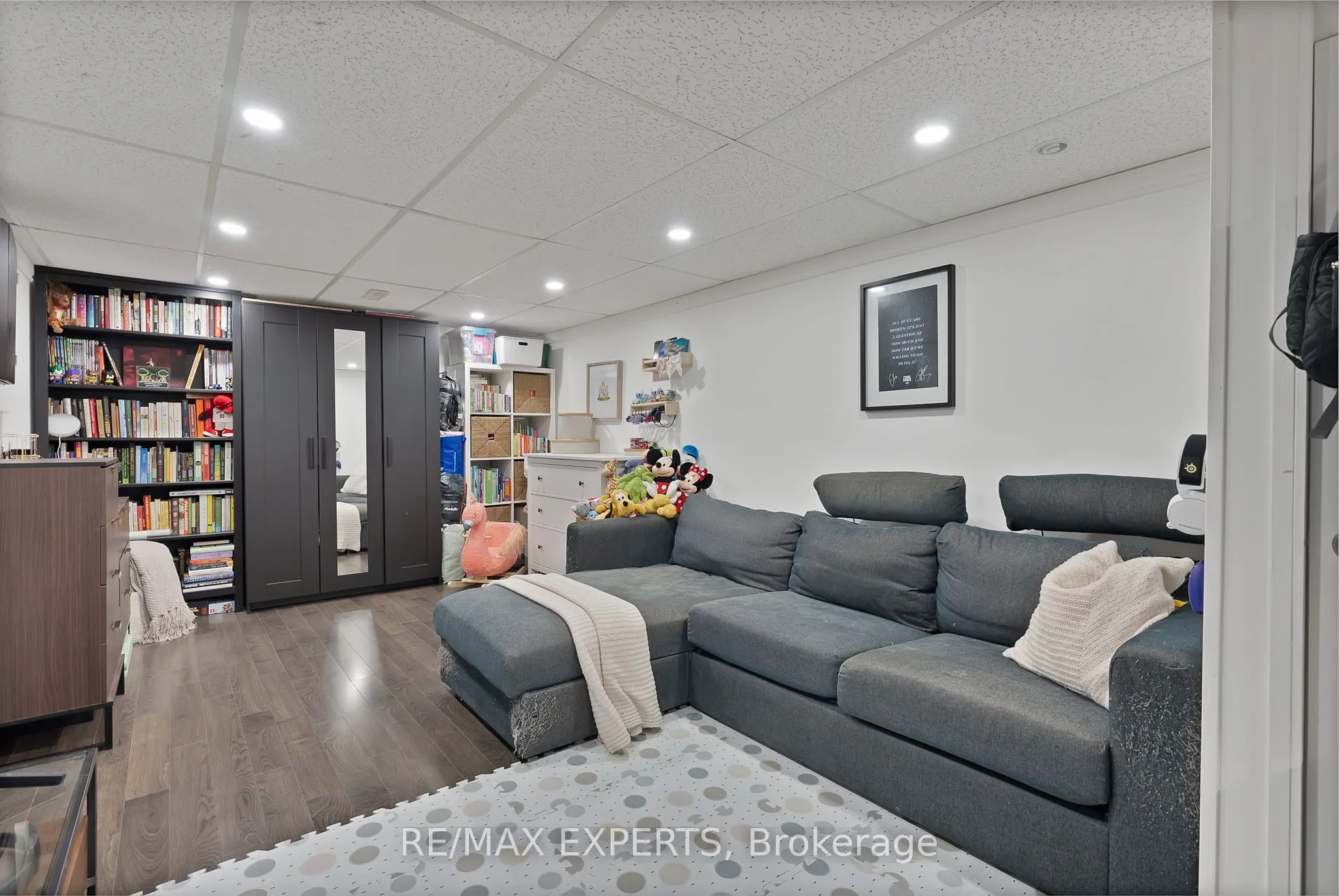 56 San Marino Way, #12