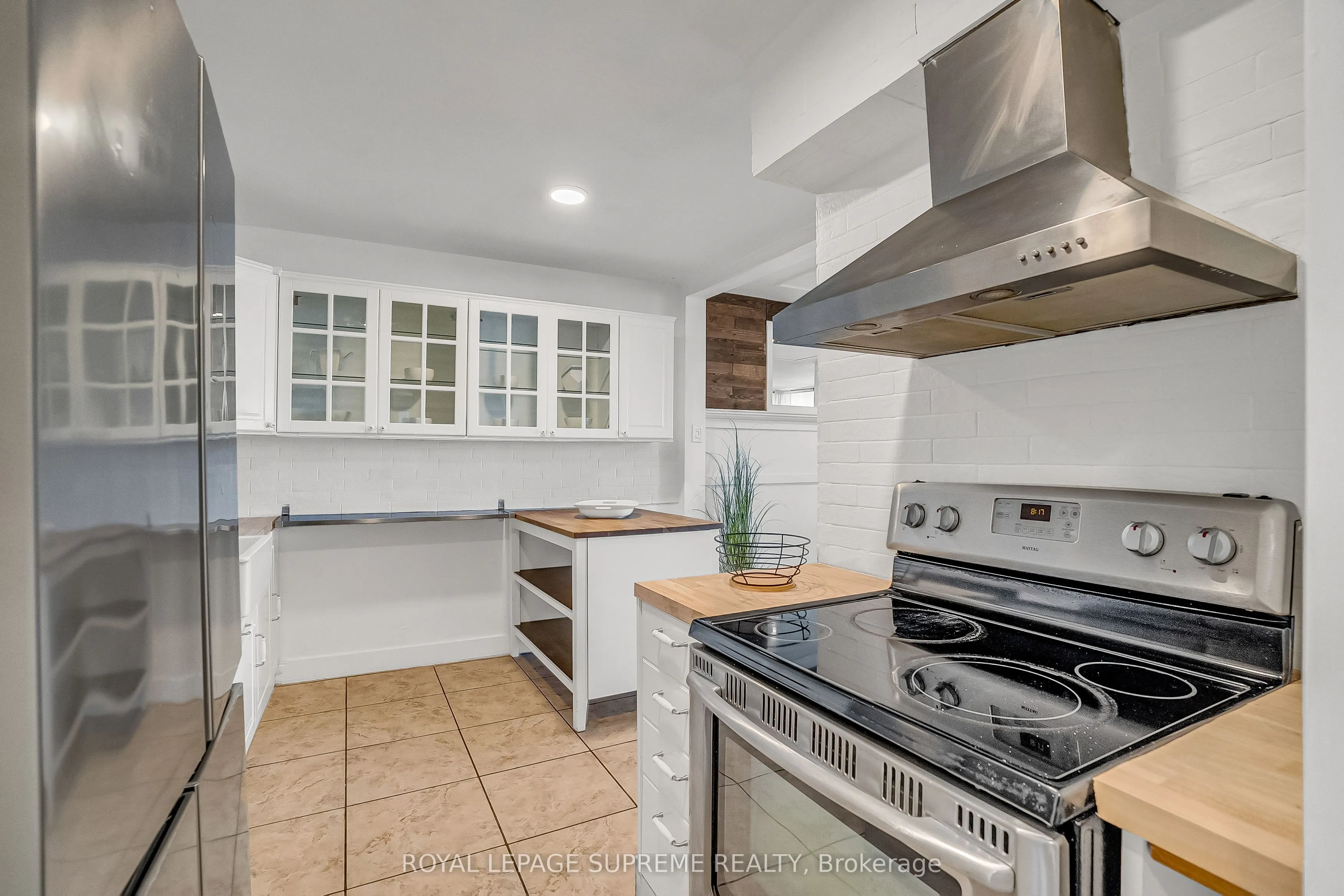 85 Emmett Avenue, #1202