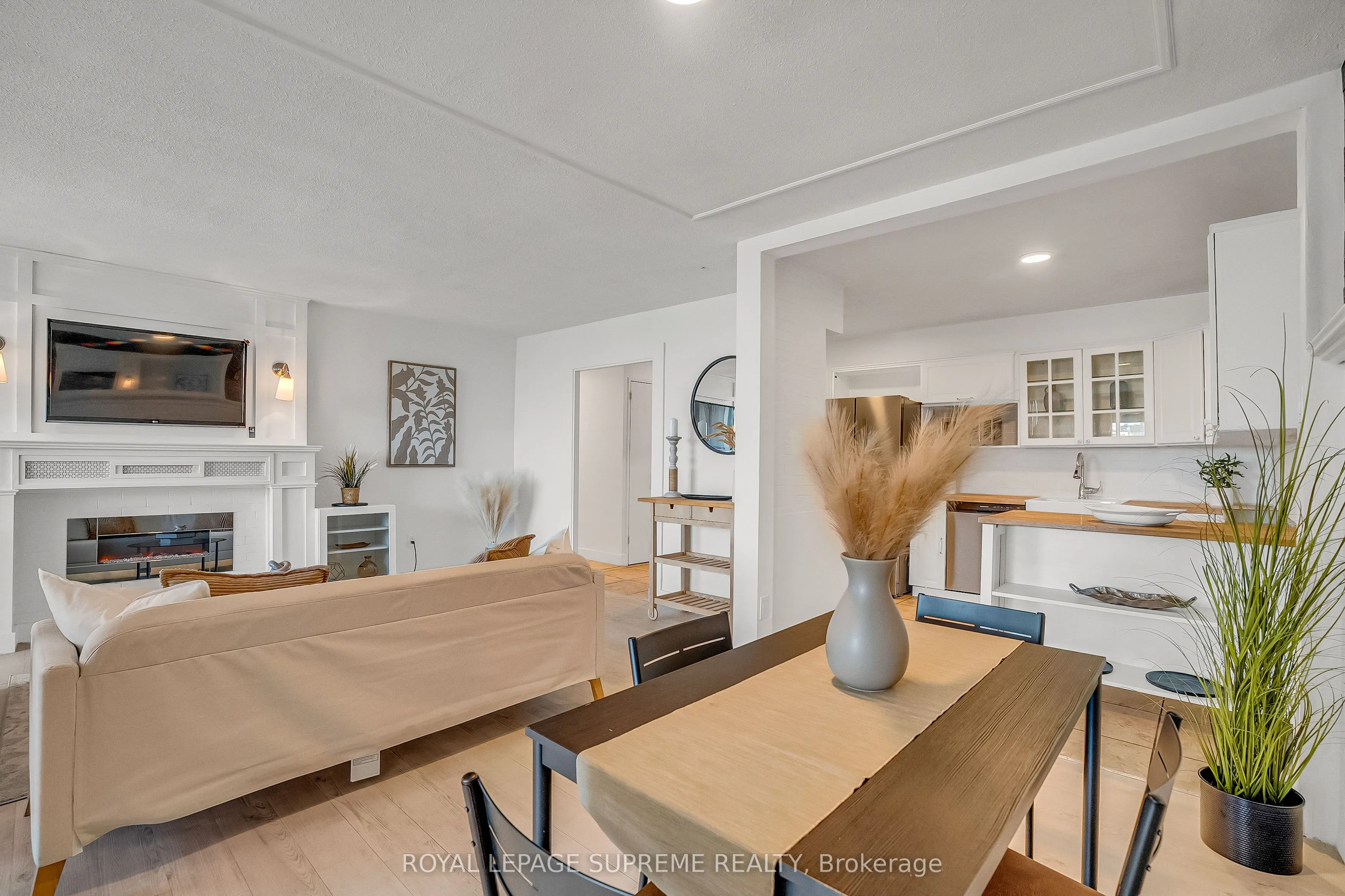 85 Emmett Avenue, #1202