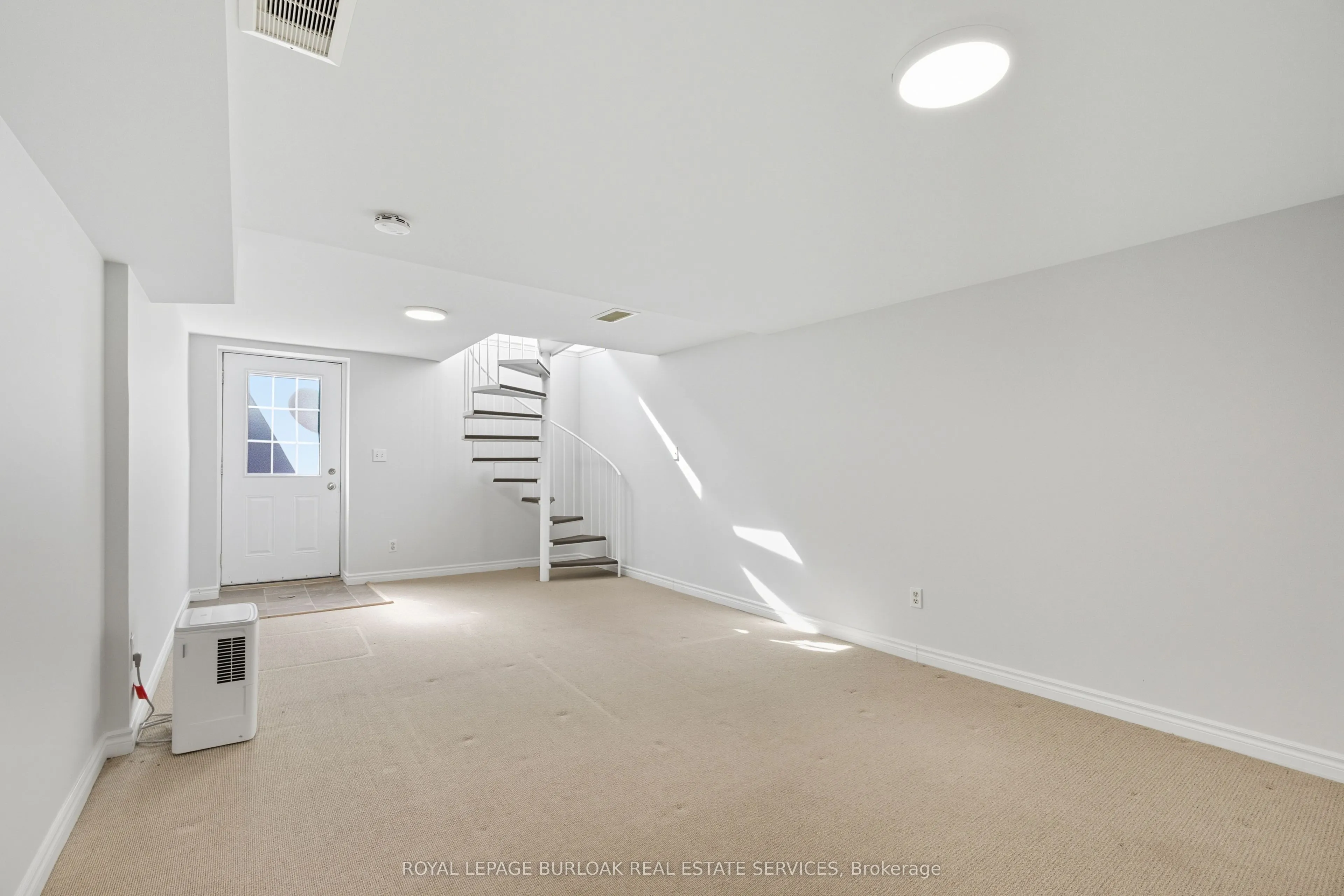 470 Nelson Avenue