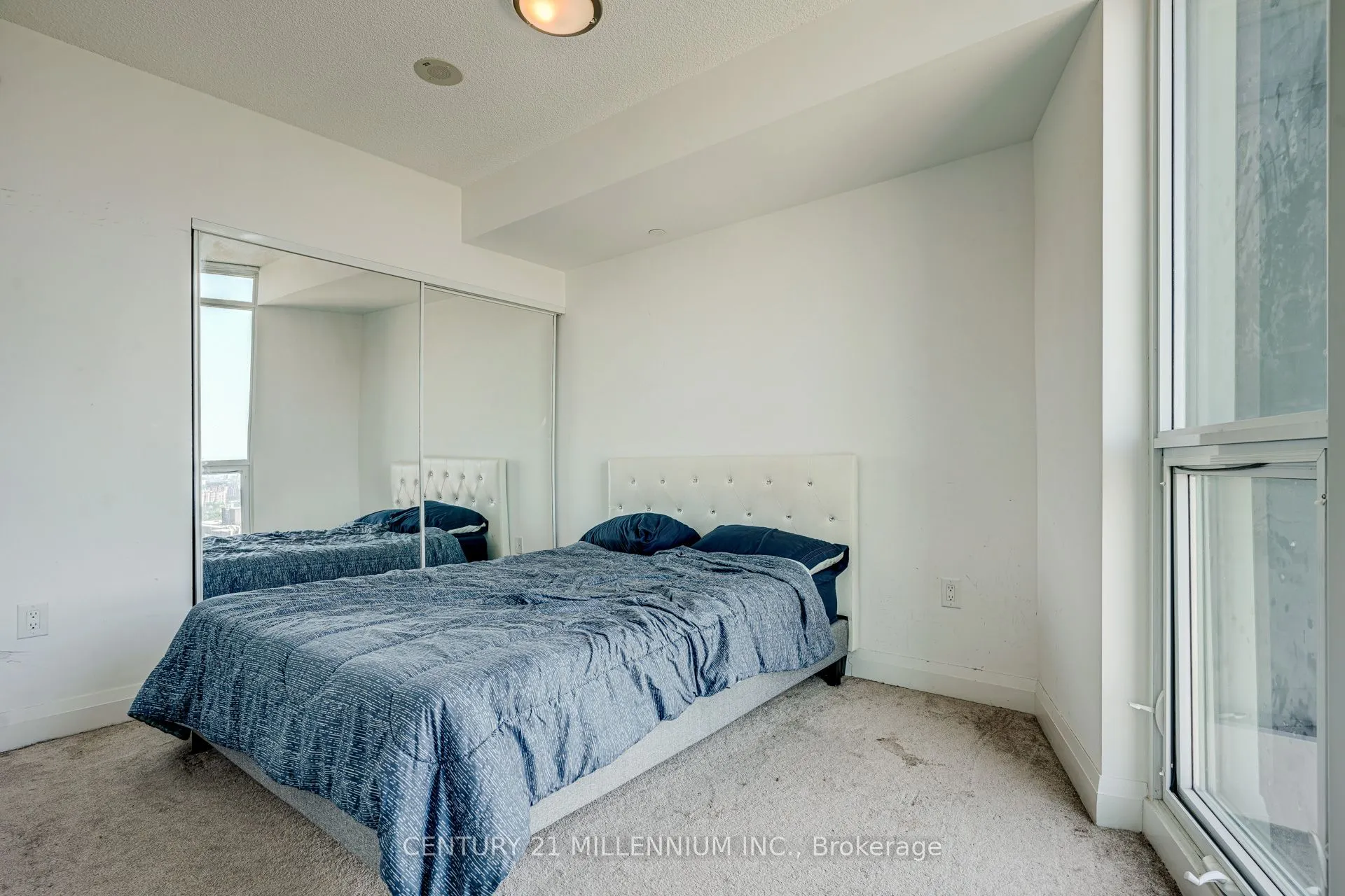 9 Valhalla Inn Road, #2205